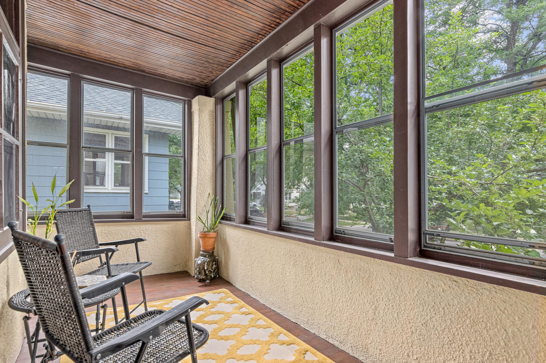 1307 Seminary Avenue