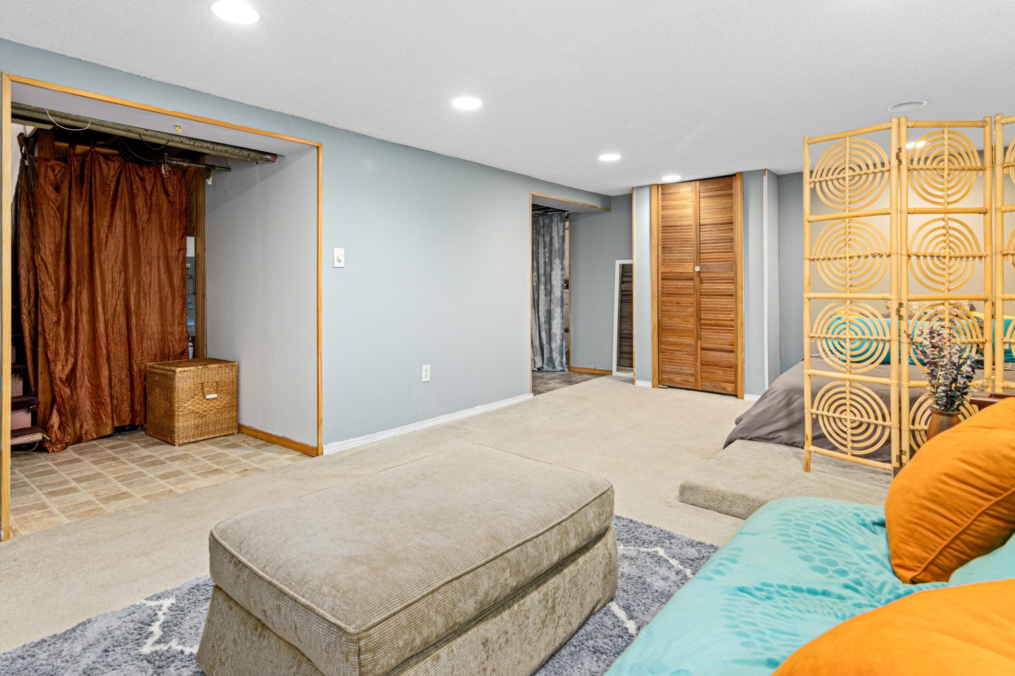 1307 Seminary Avenue
