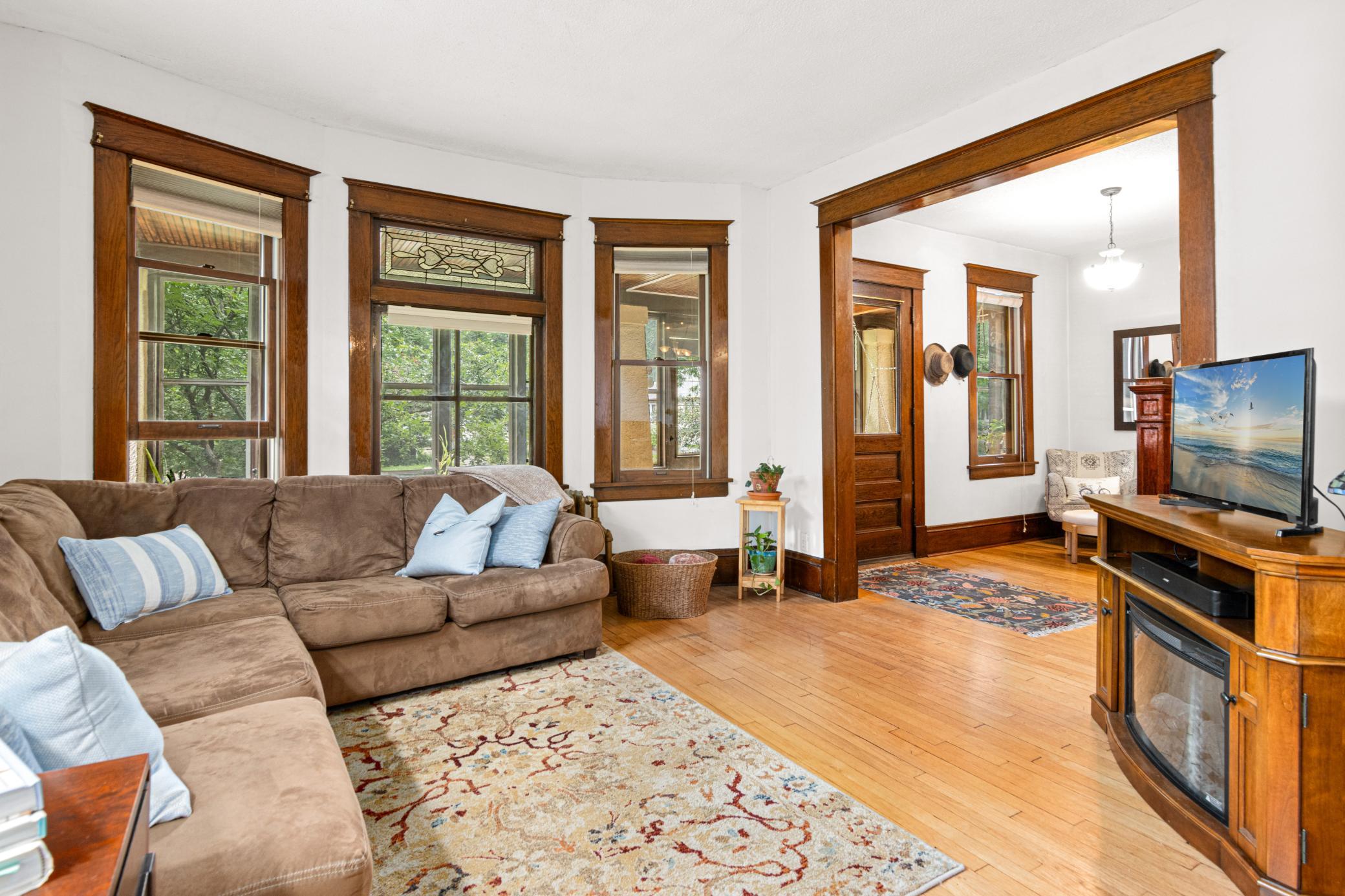 1307 Seminary Avenue