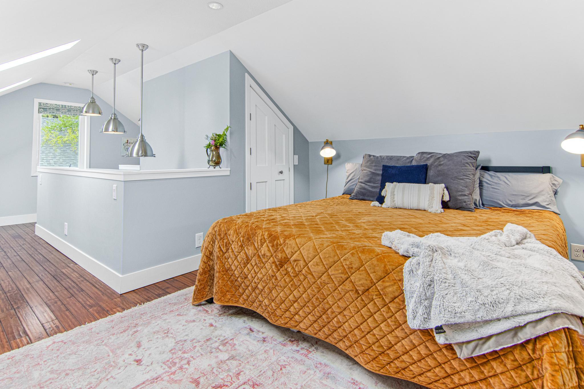 1693 Montreal Avenue