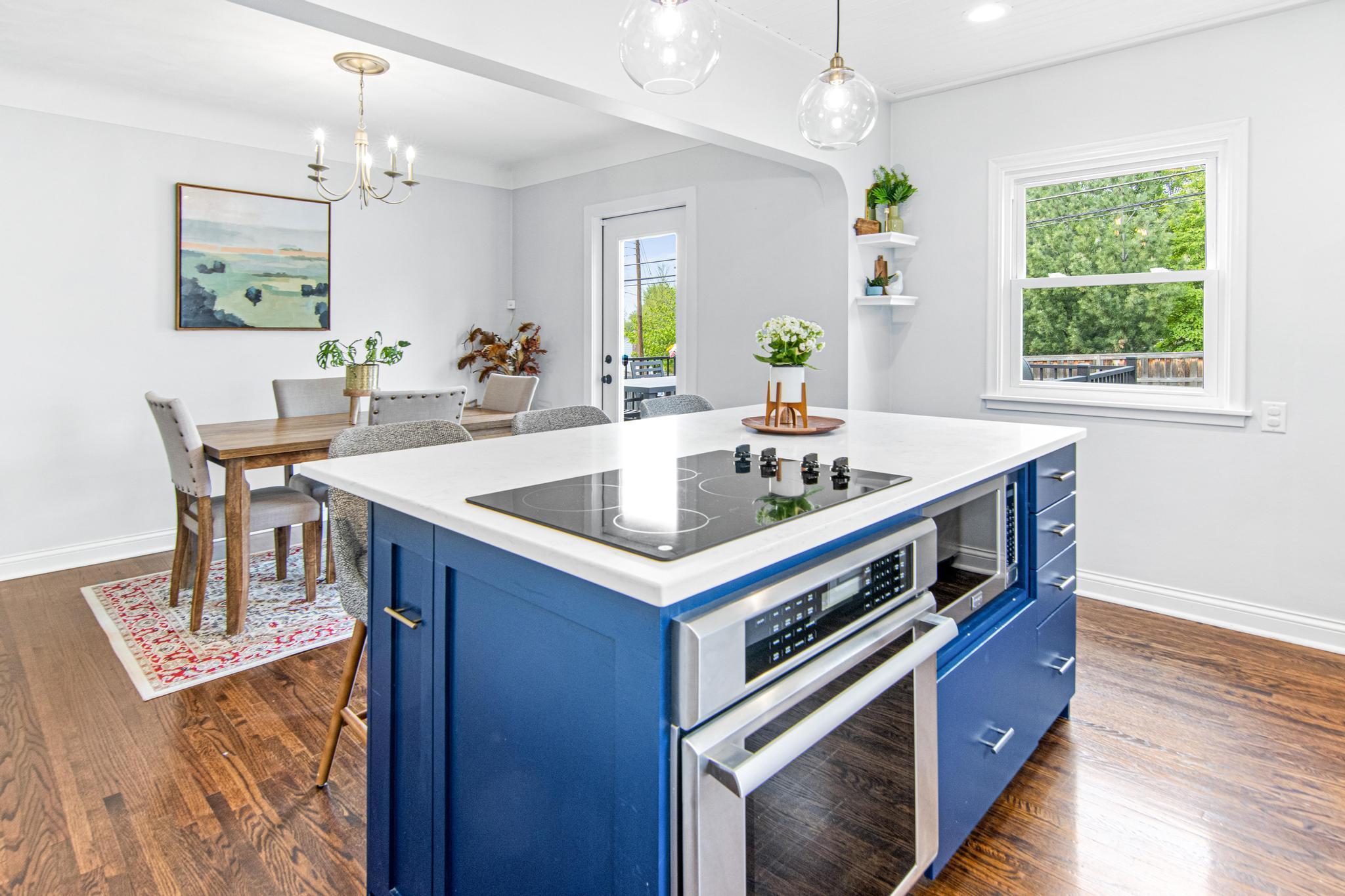 1693 Montreal Avenue