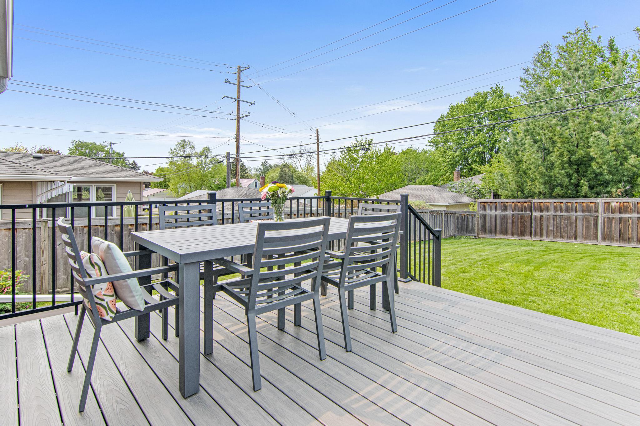 1693 Montreal Avenue