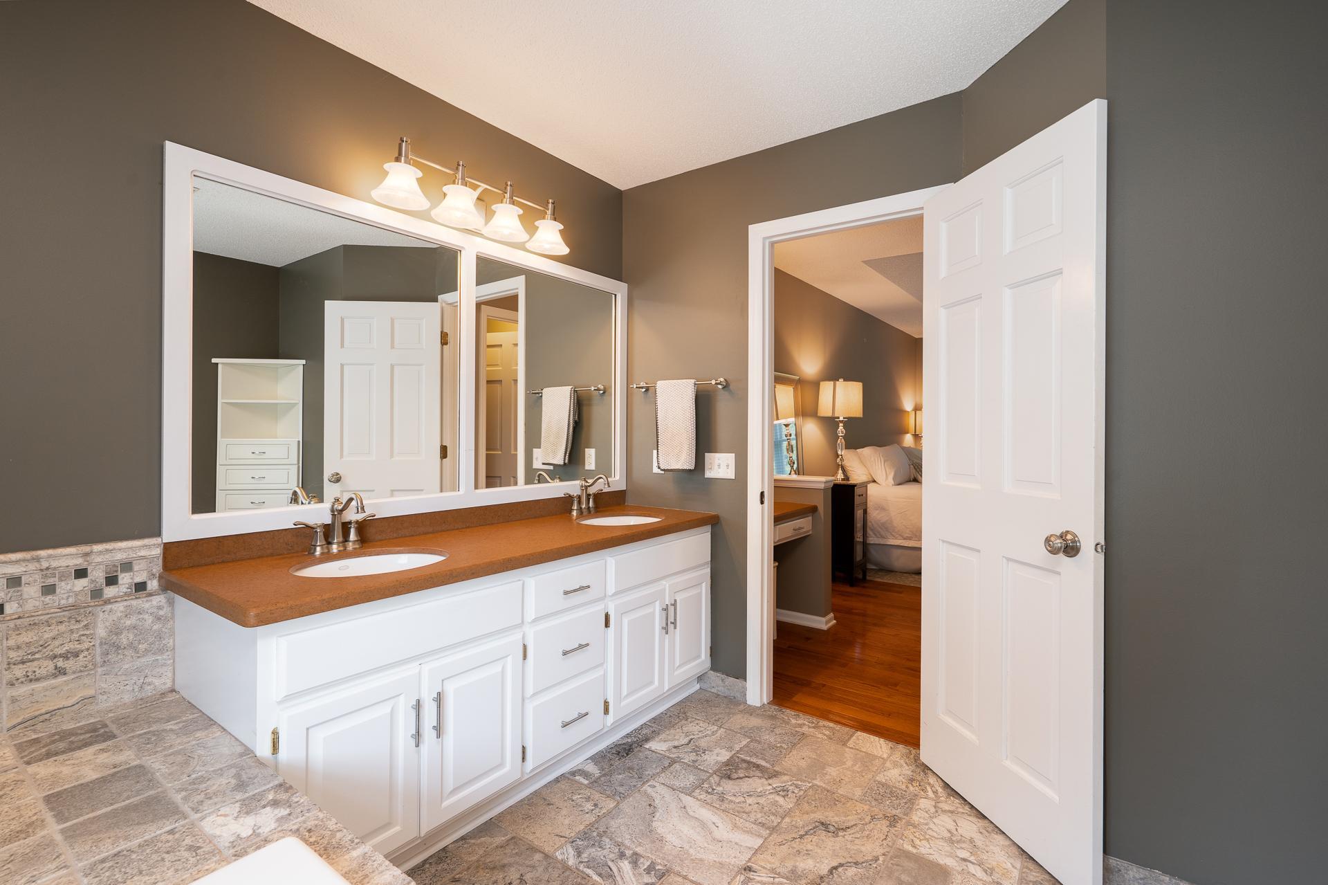 3659 Mount Vernon Lane