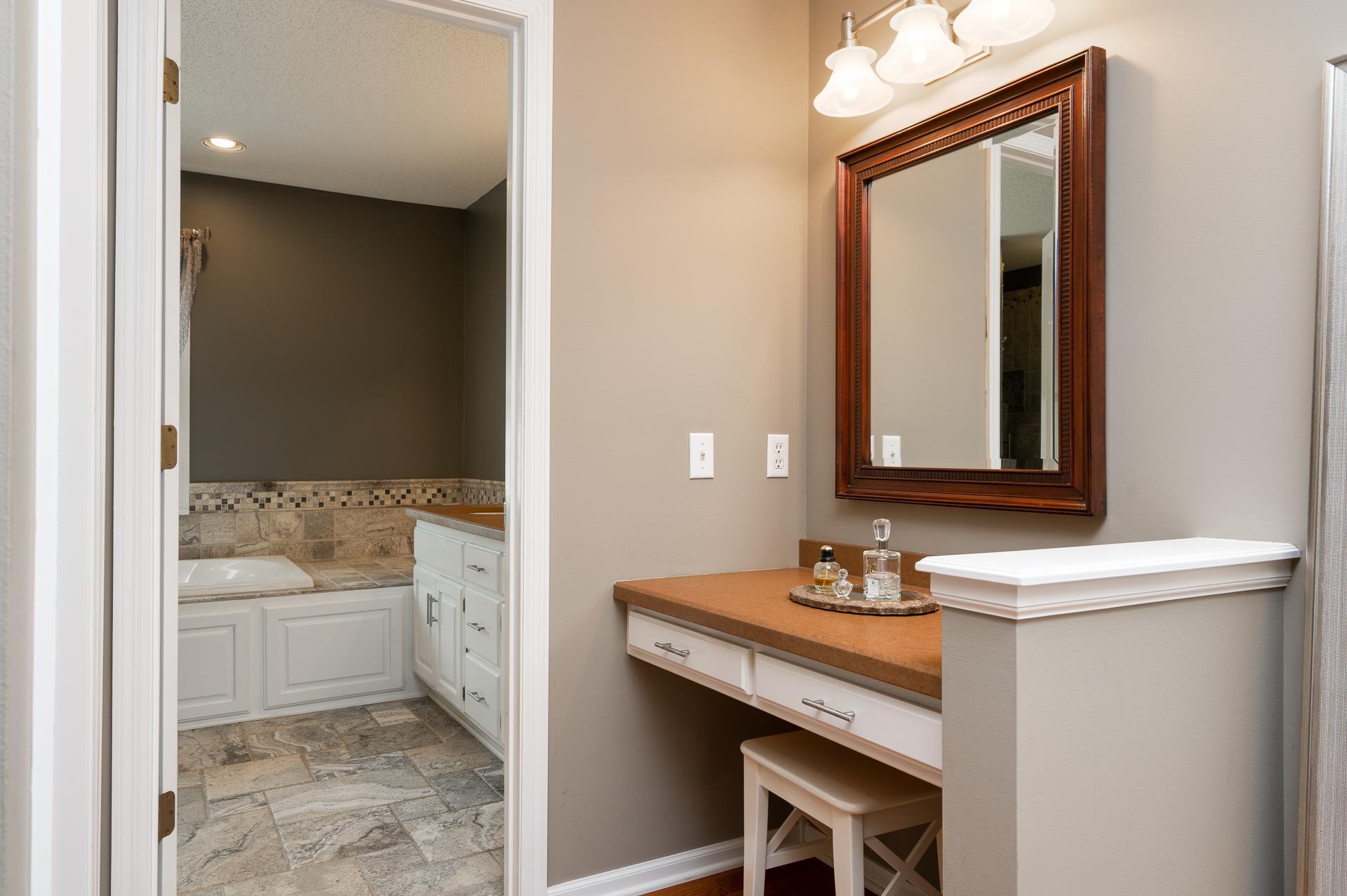 3659 Mount Vernon Lane