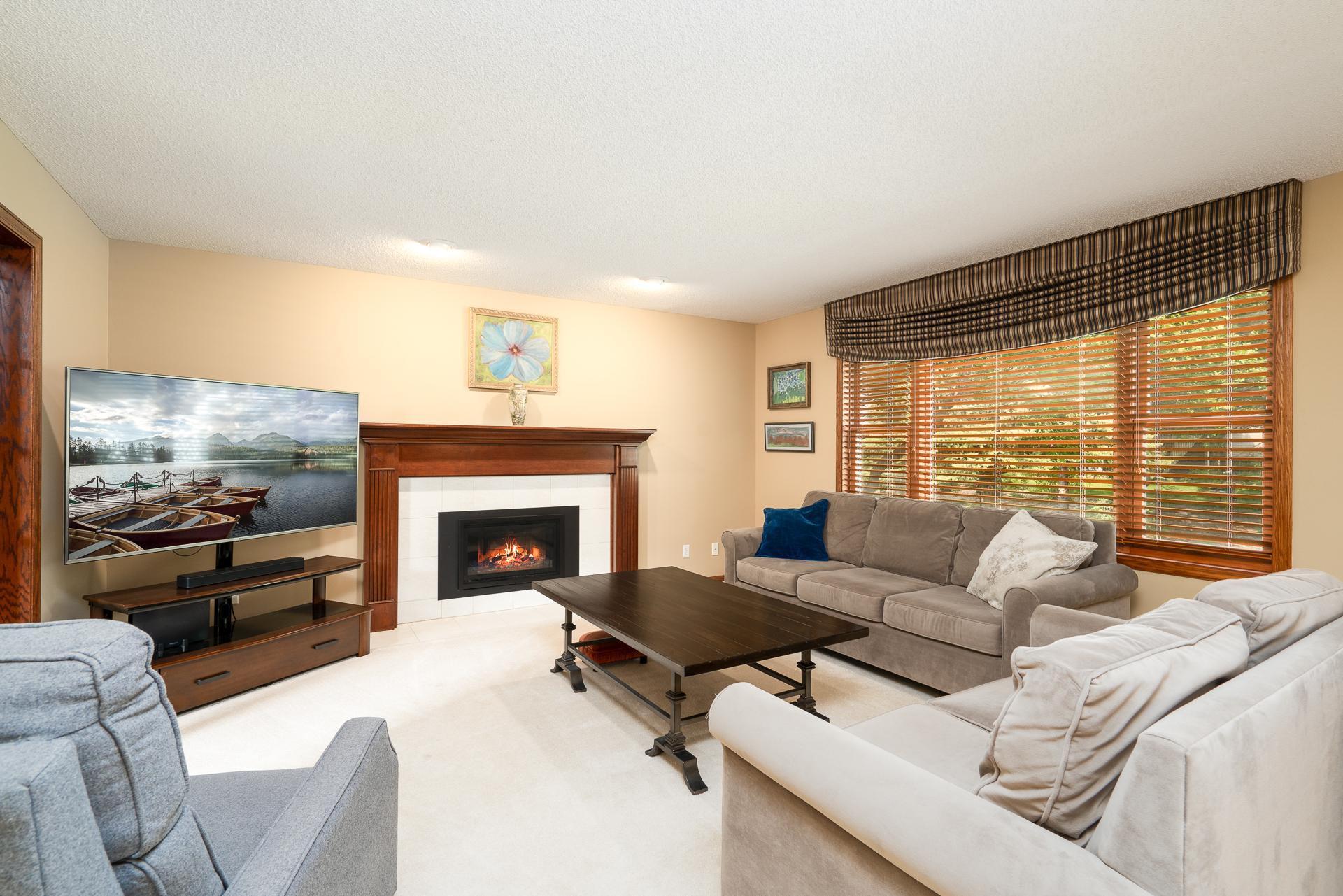 3659 Mount Vernon Lane