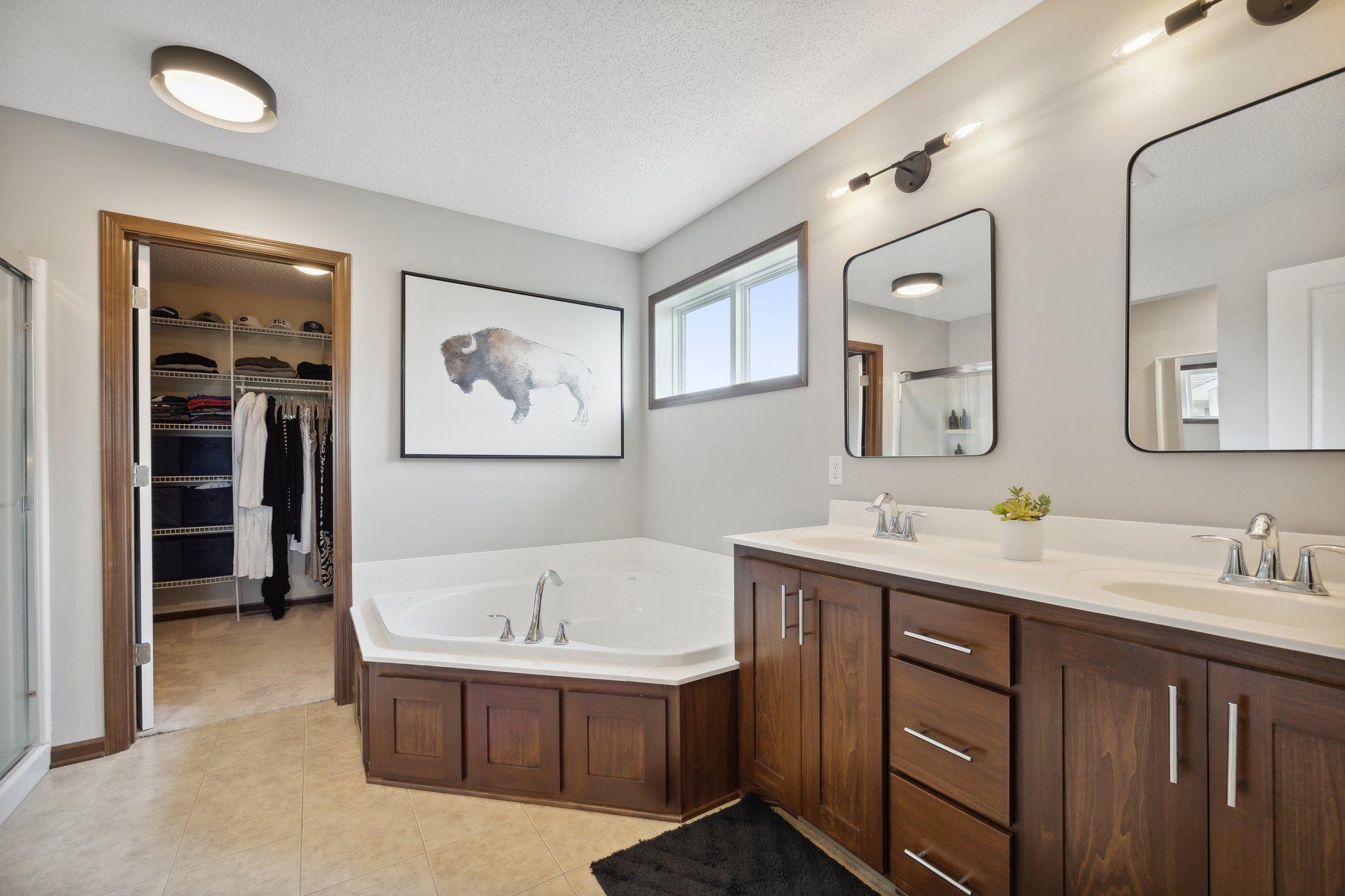 6393 Homestead Lane S