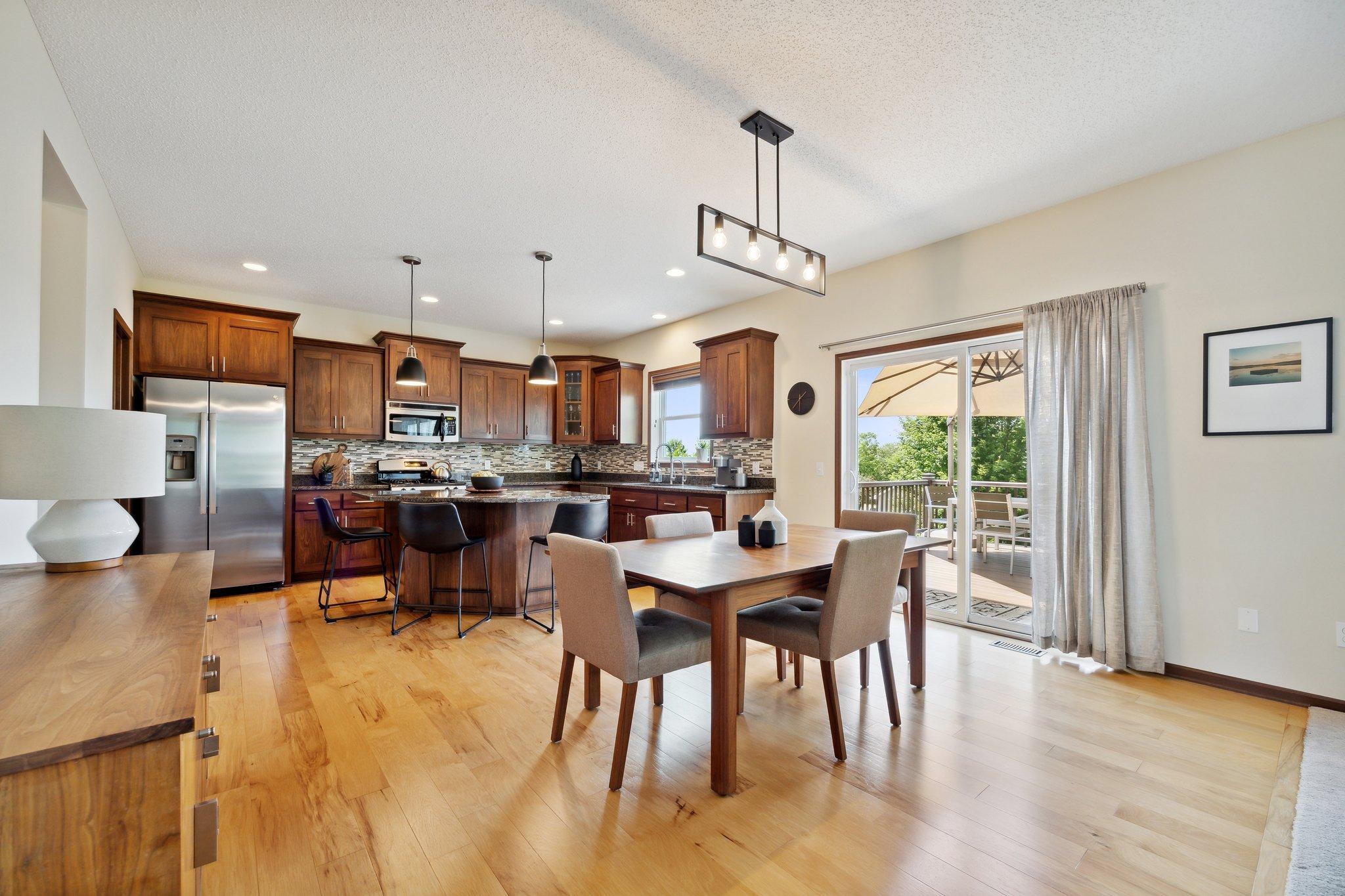 6393 Homestead Lane S