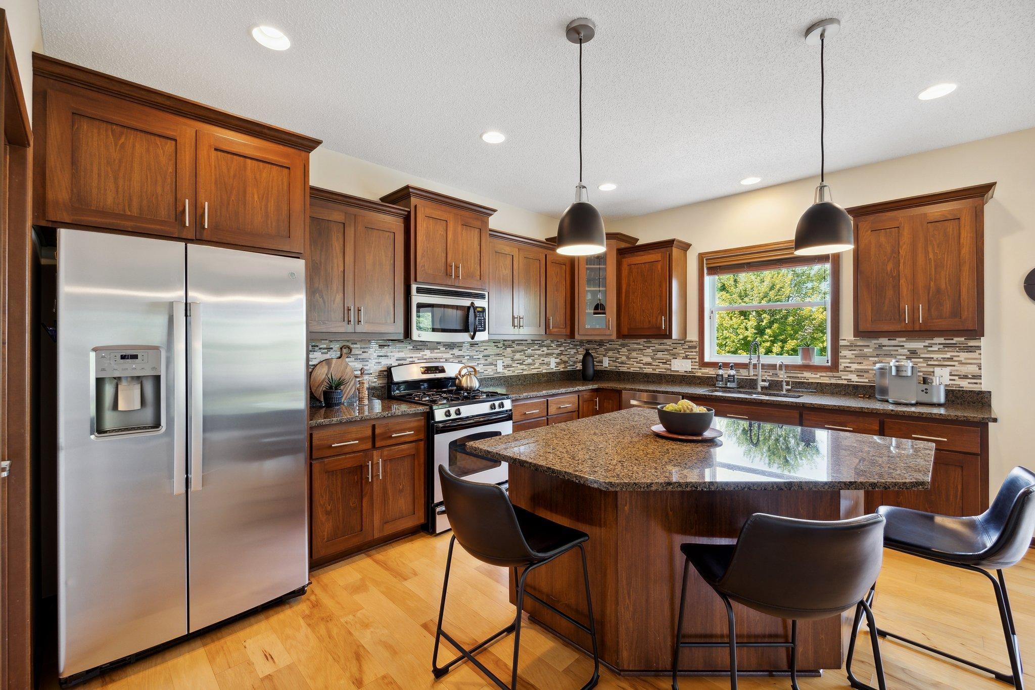 6393 Homestead Lane S