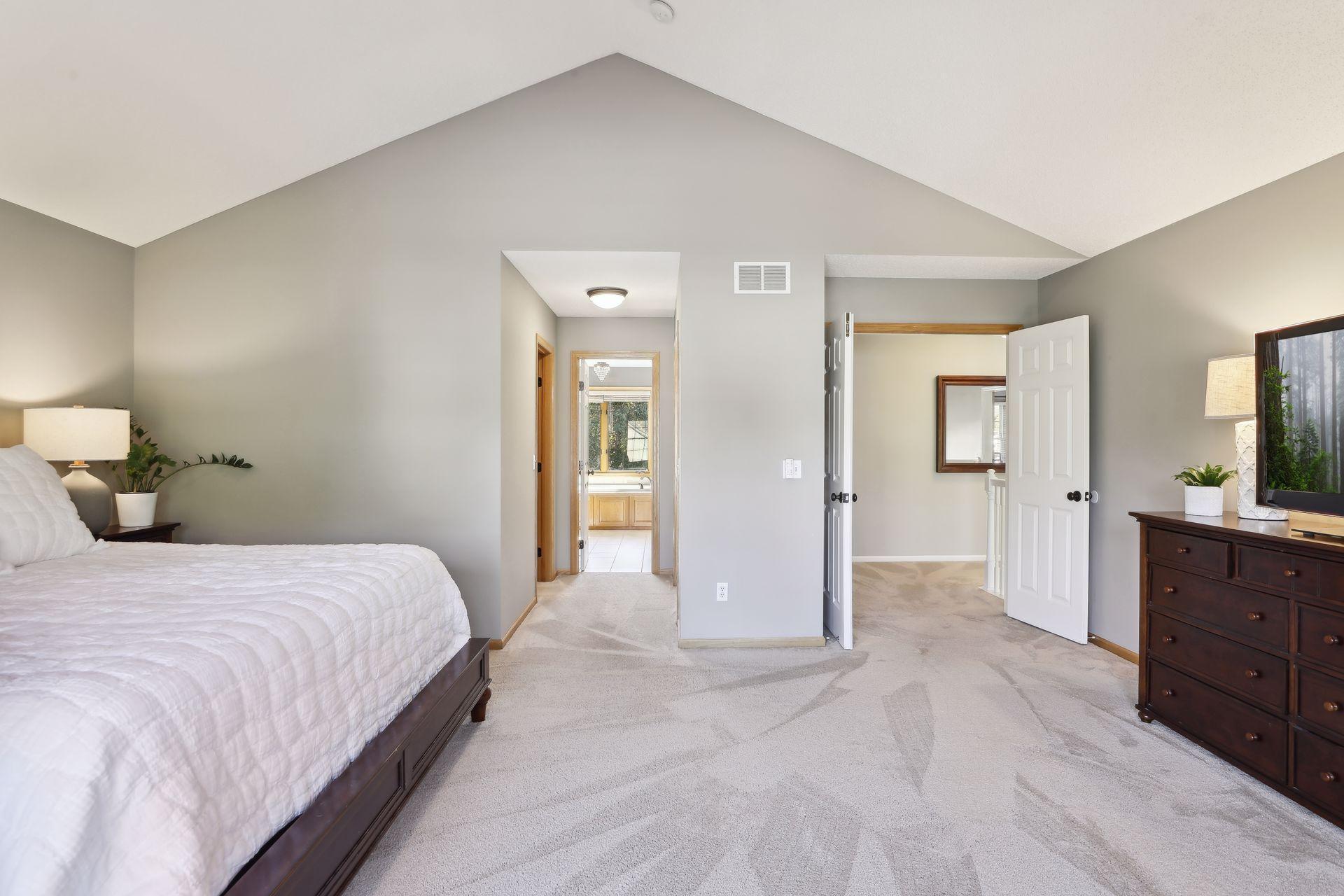 3575 Commonwealth Road