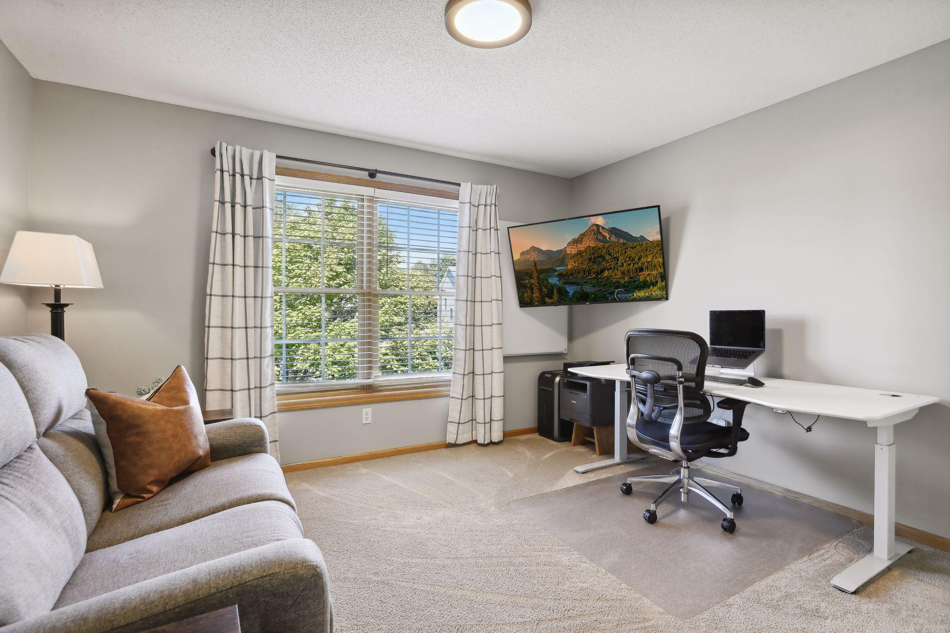 3575 Commonwealth Road