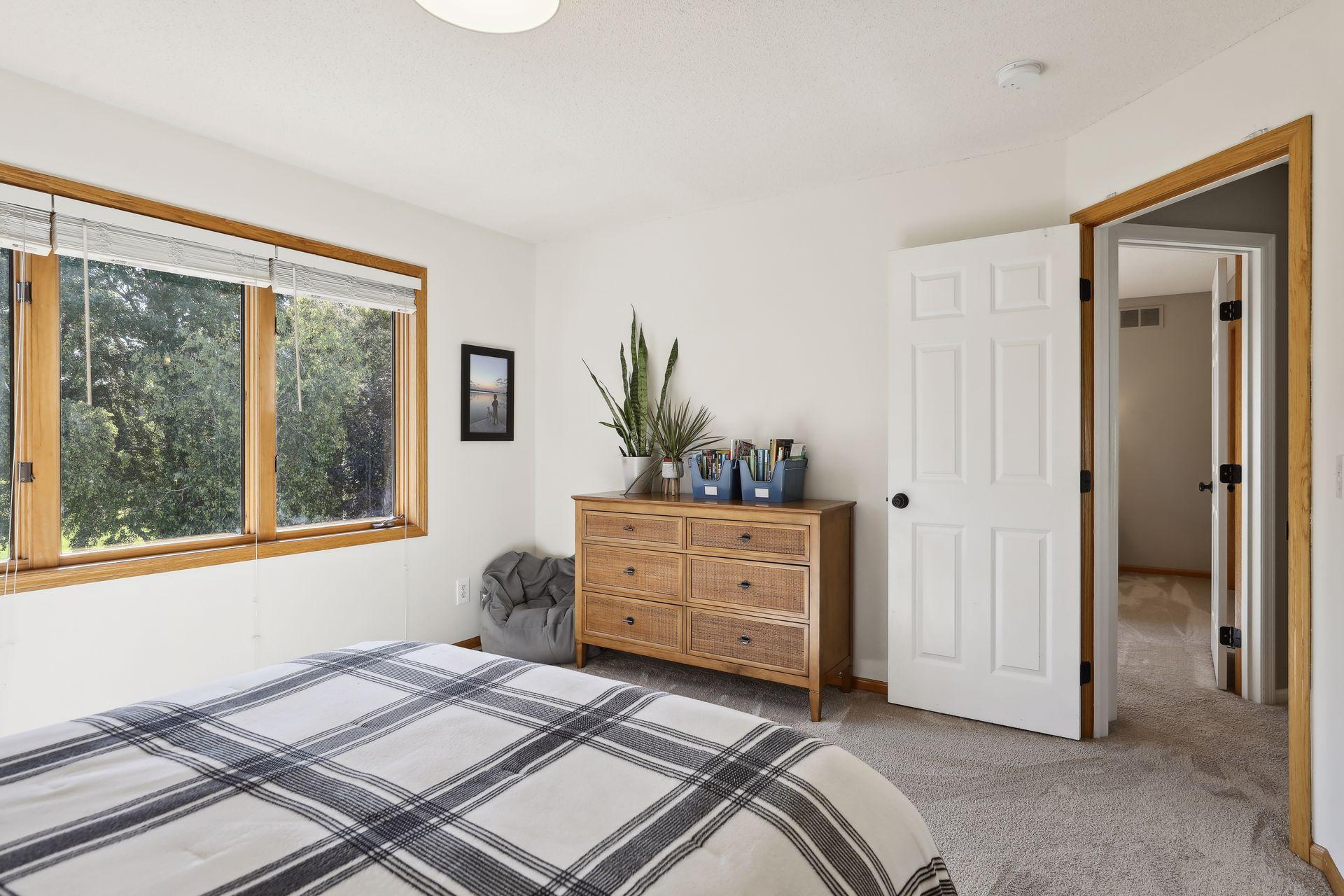 3575 Commonwealth Road