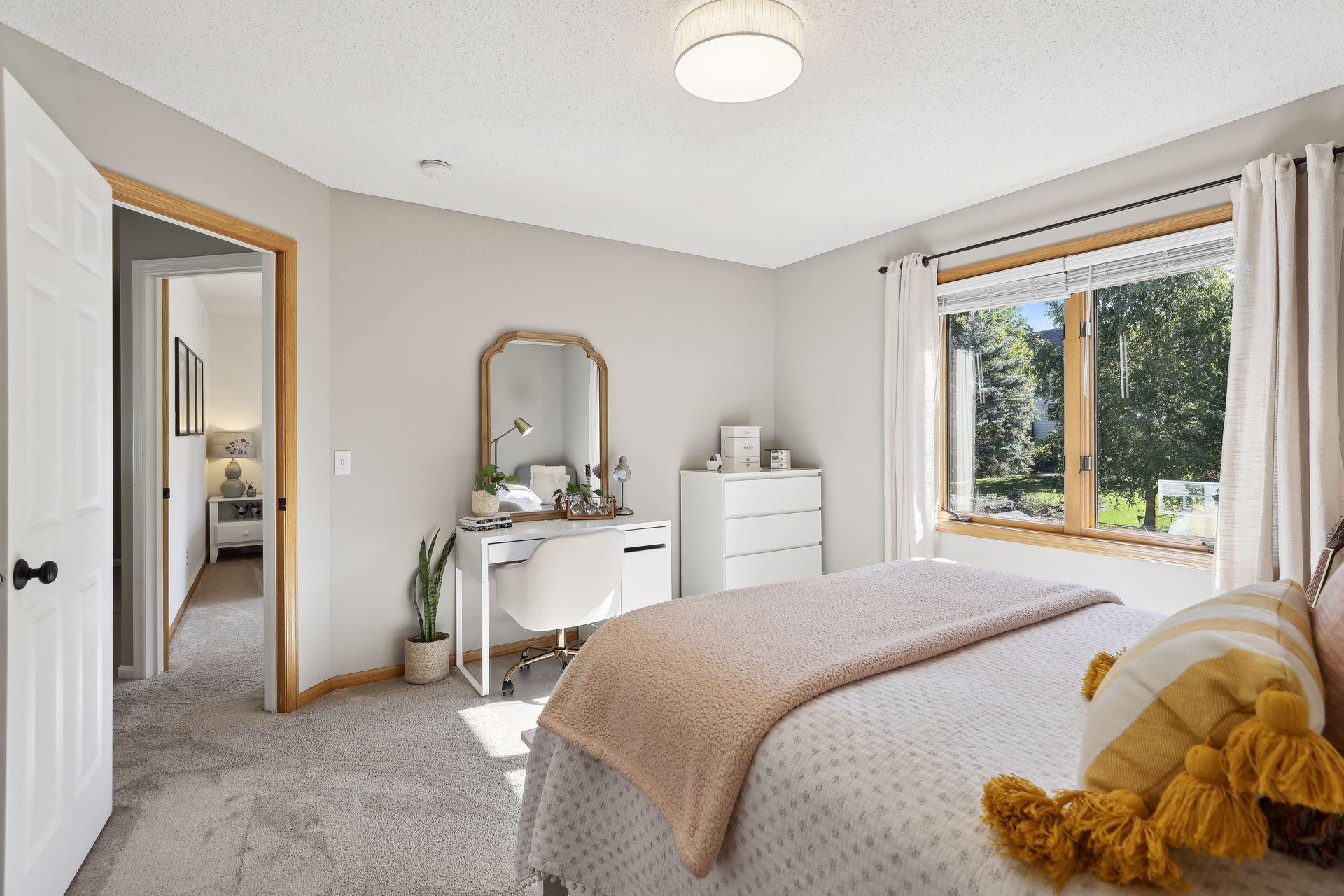 3575 Commonwealth Road