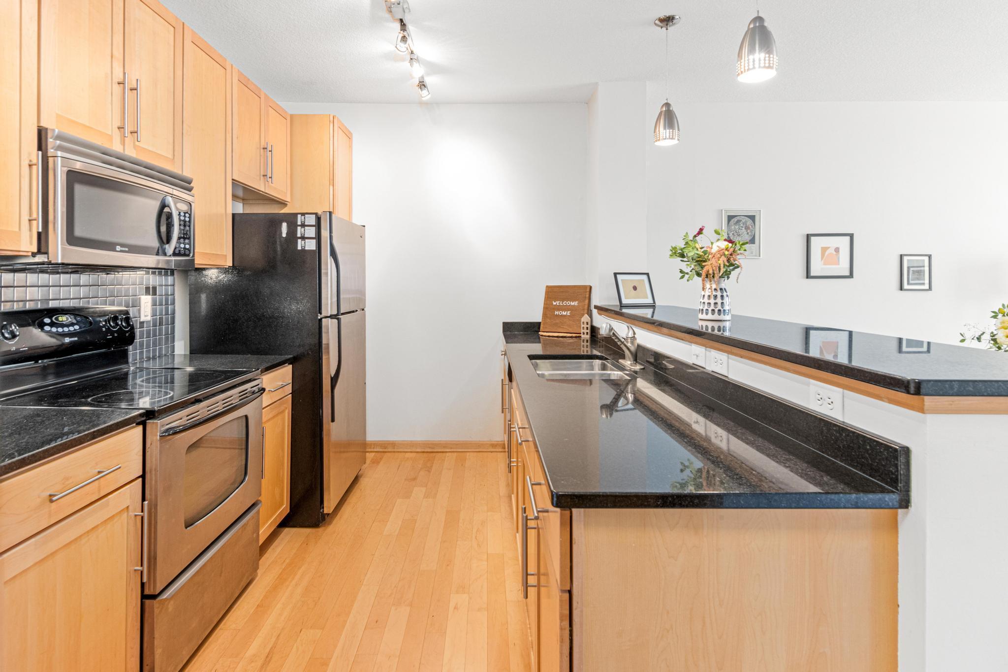 7601 Aldrich Avenue S Unit: 305