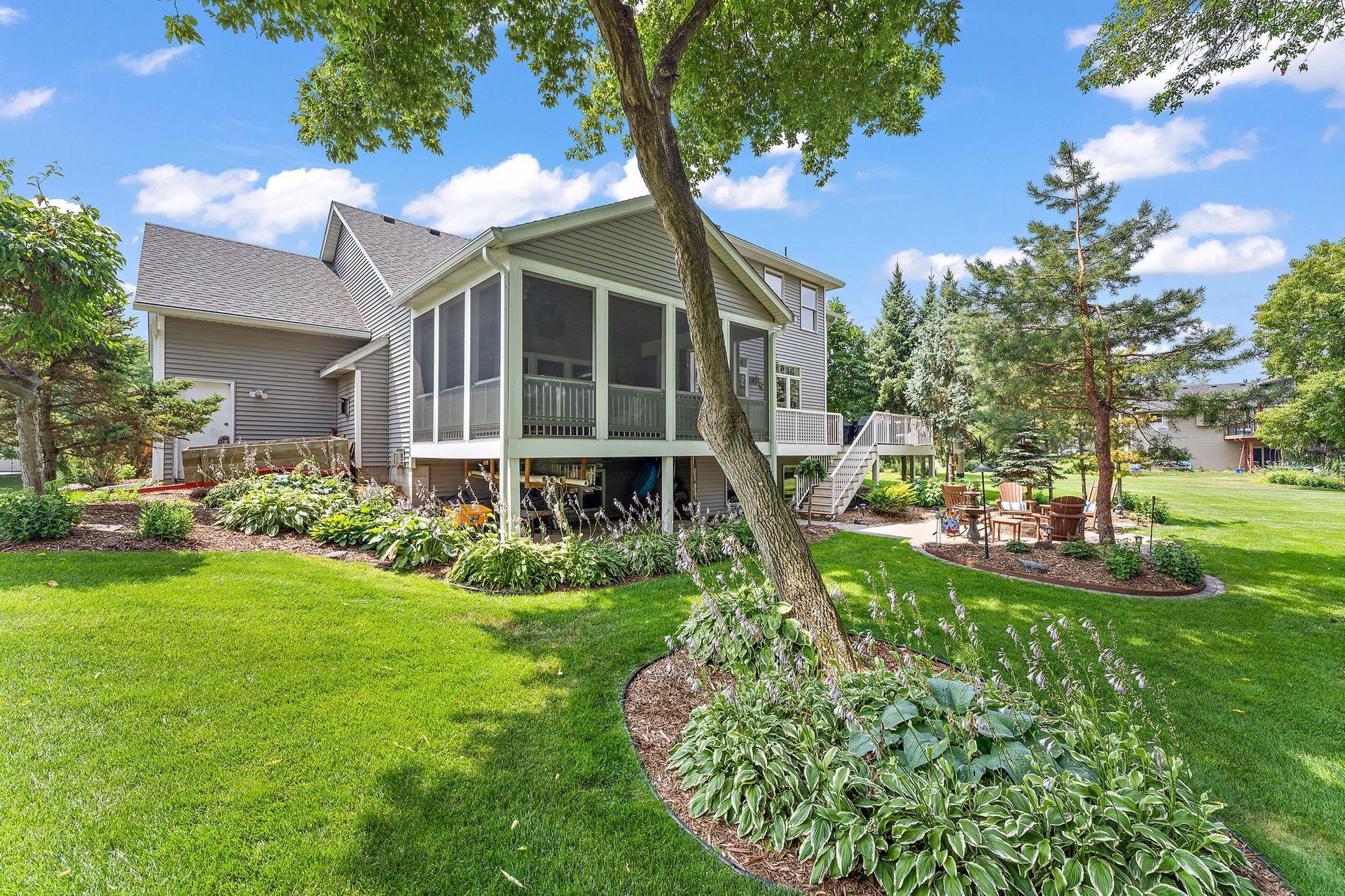 7882 Penny Lane