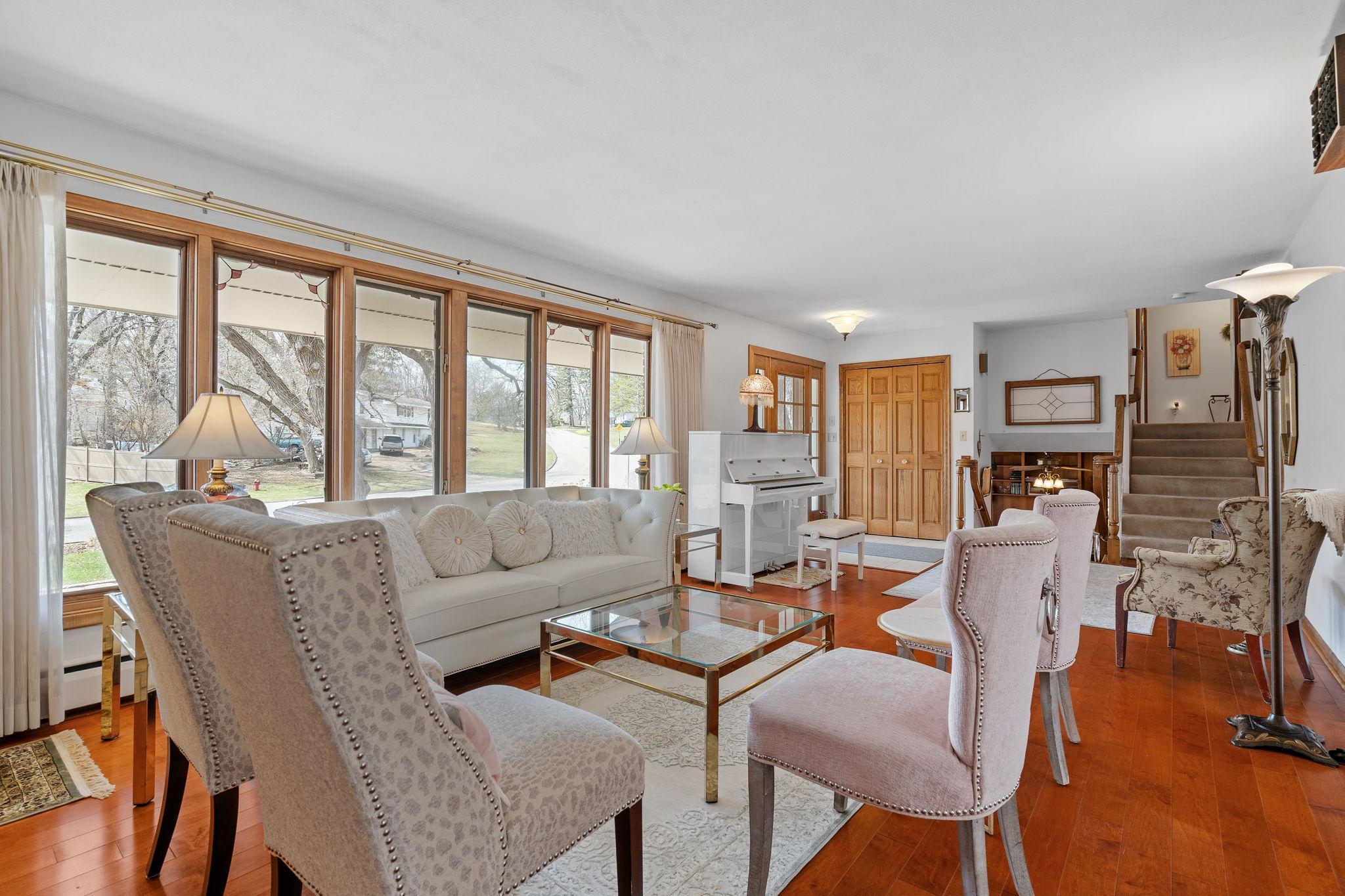 16229 Temple Drive S