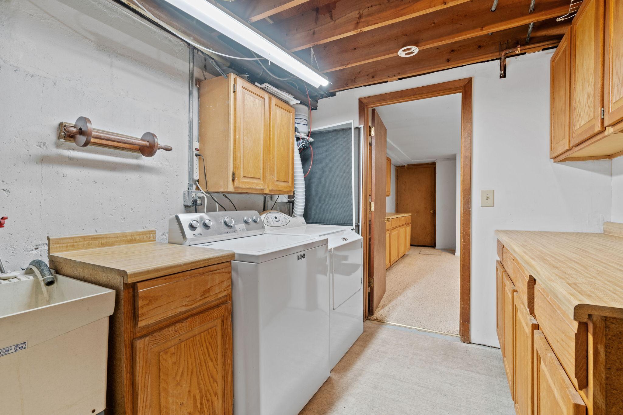 16229 Temple Drive S