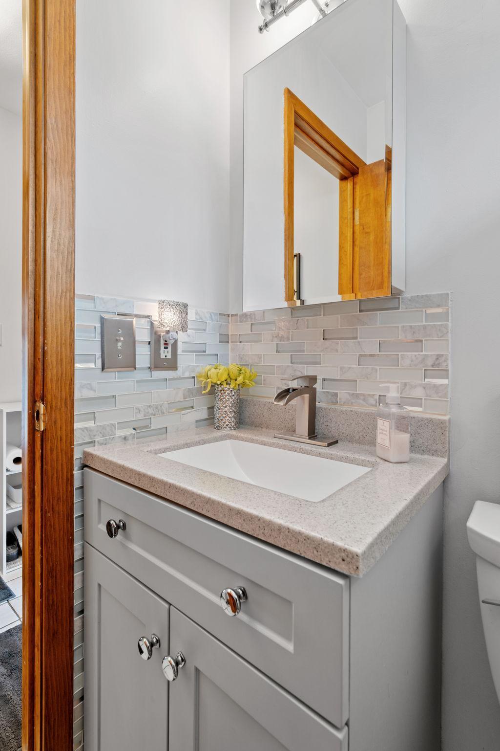 16229 Temple Drive S