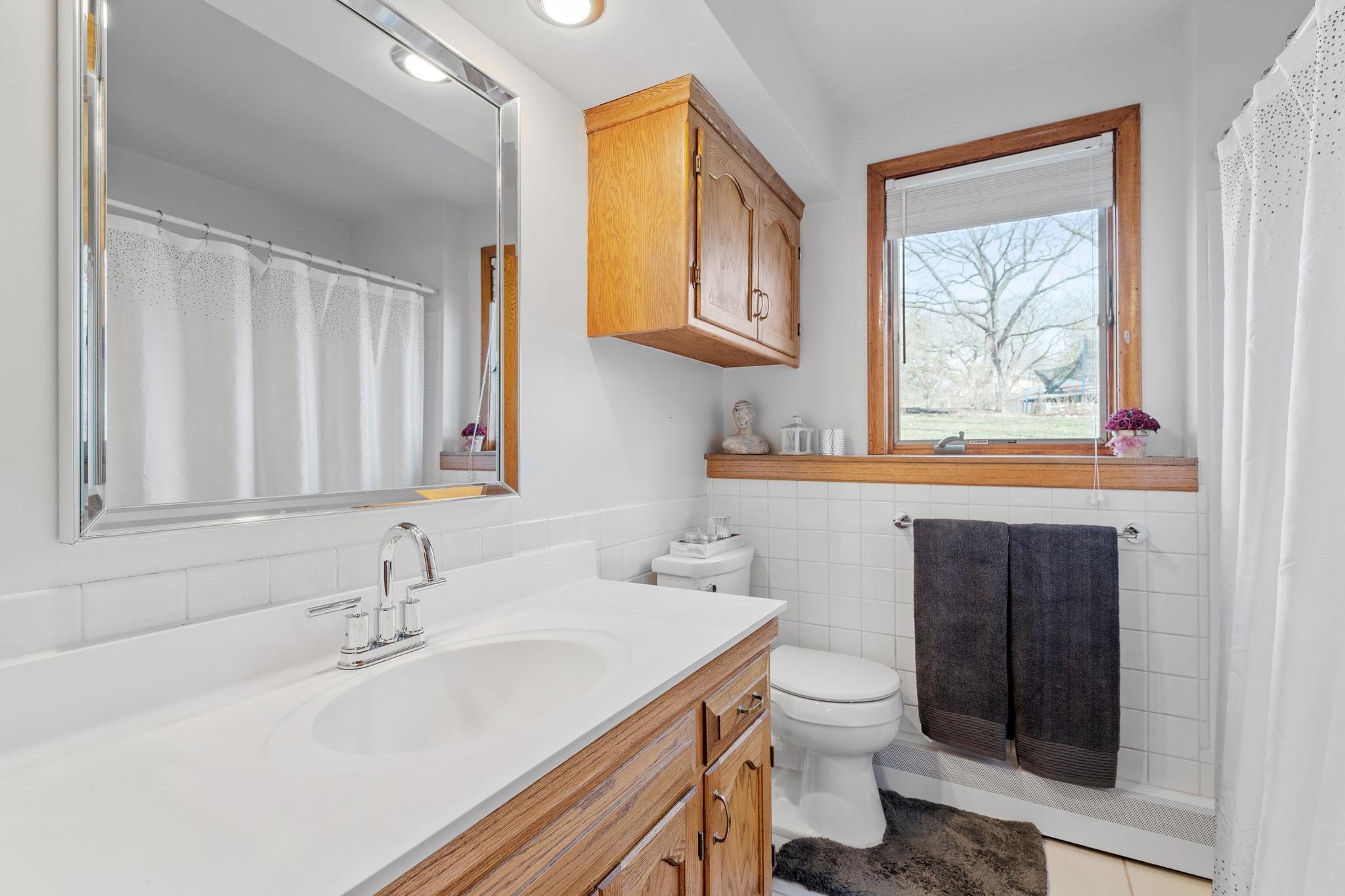 16229 Temple Drive S