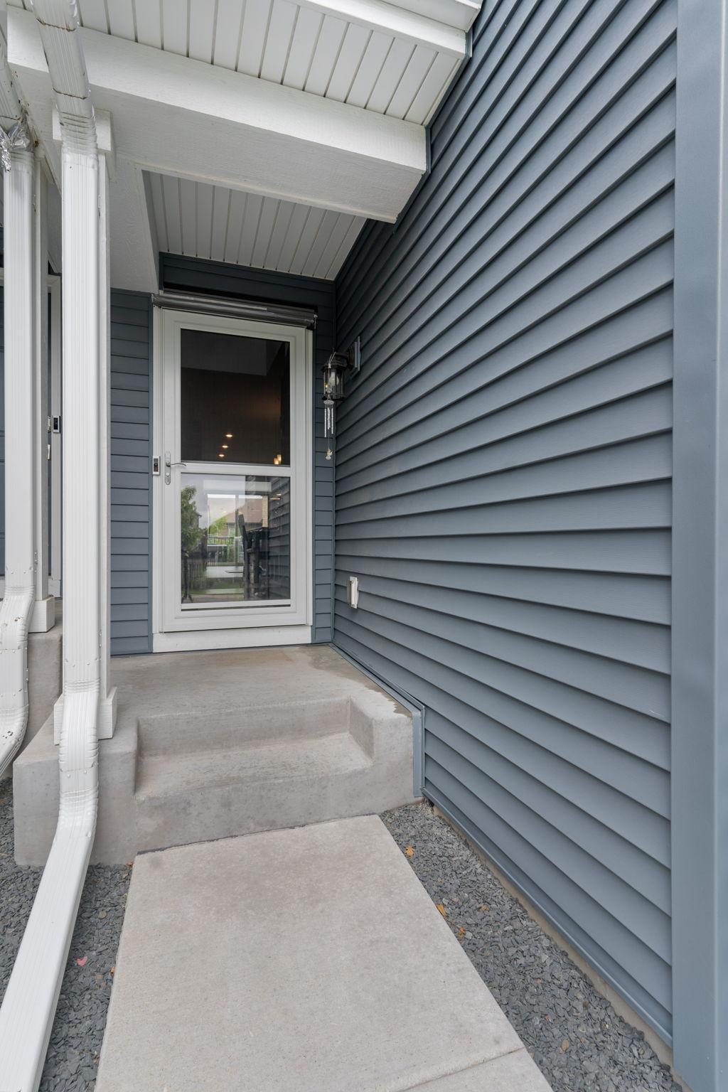 4244 Corn Silk Way