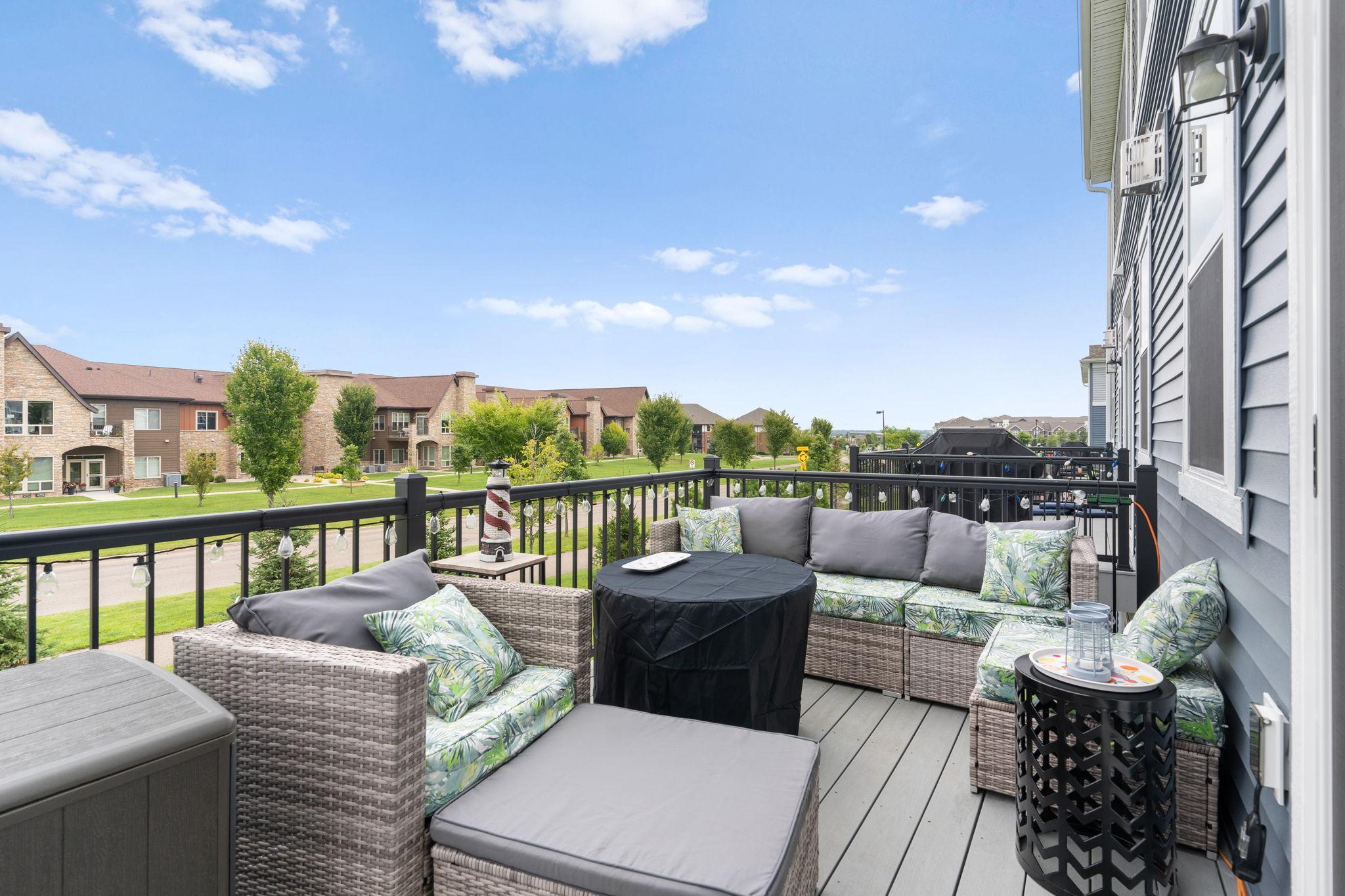 4244 Corn Silk Way