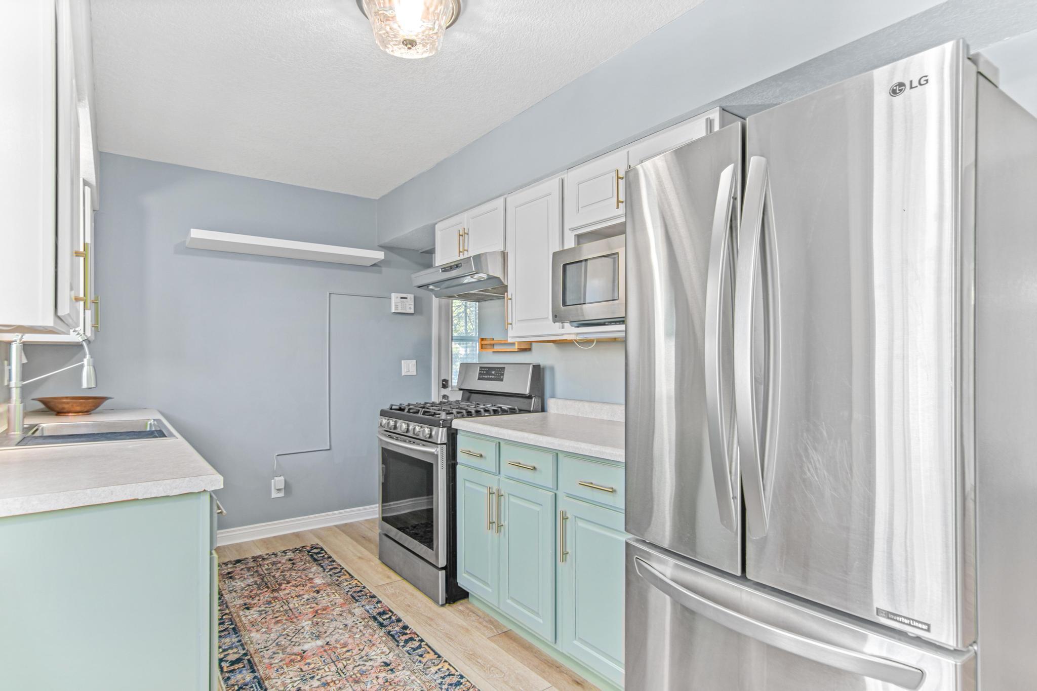 115 Crown Road NE