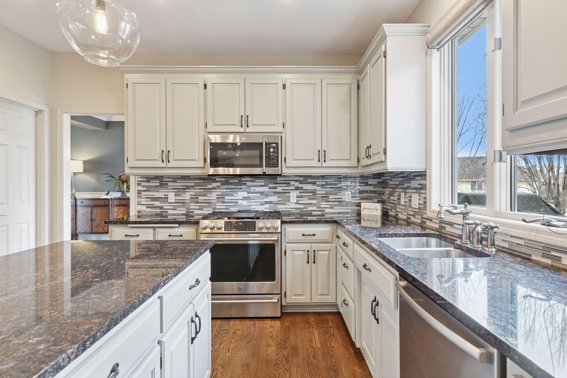 3589 Commonwealth Circle