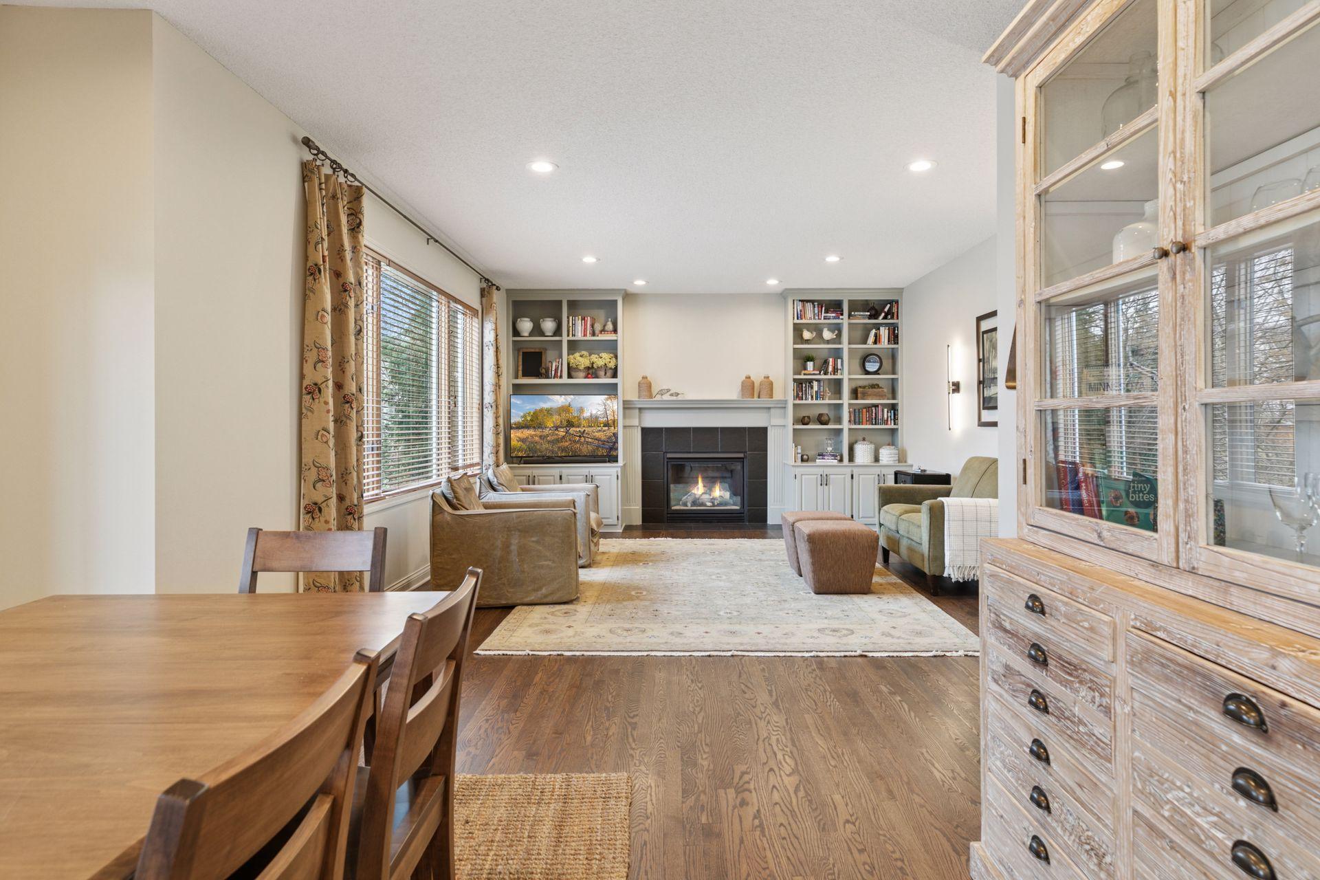 3589 Commonwealth Circle