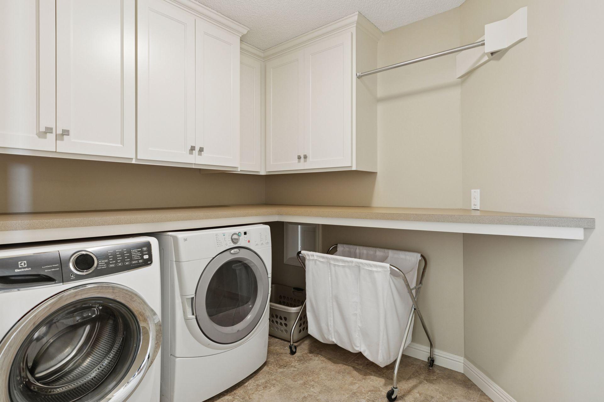 3589 Commonwealth Circle