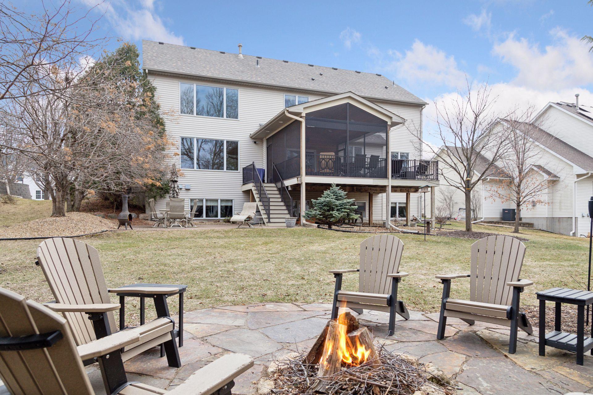 3589 Commonwealth Circle