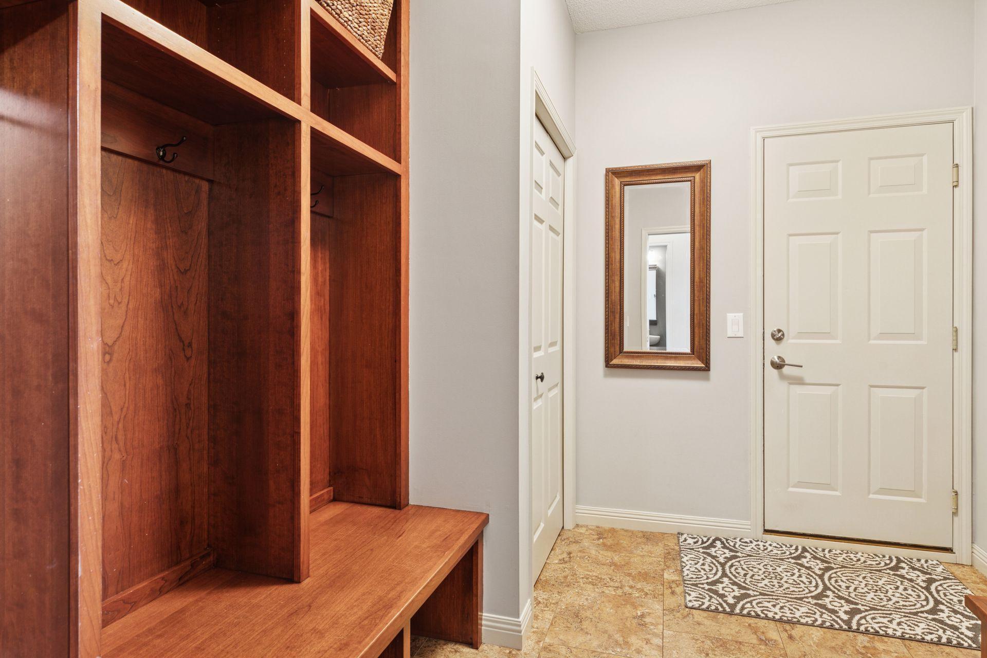 3589 Commonwealth Circle