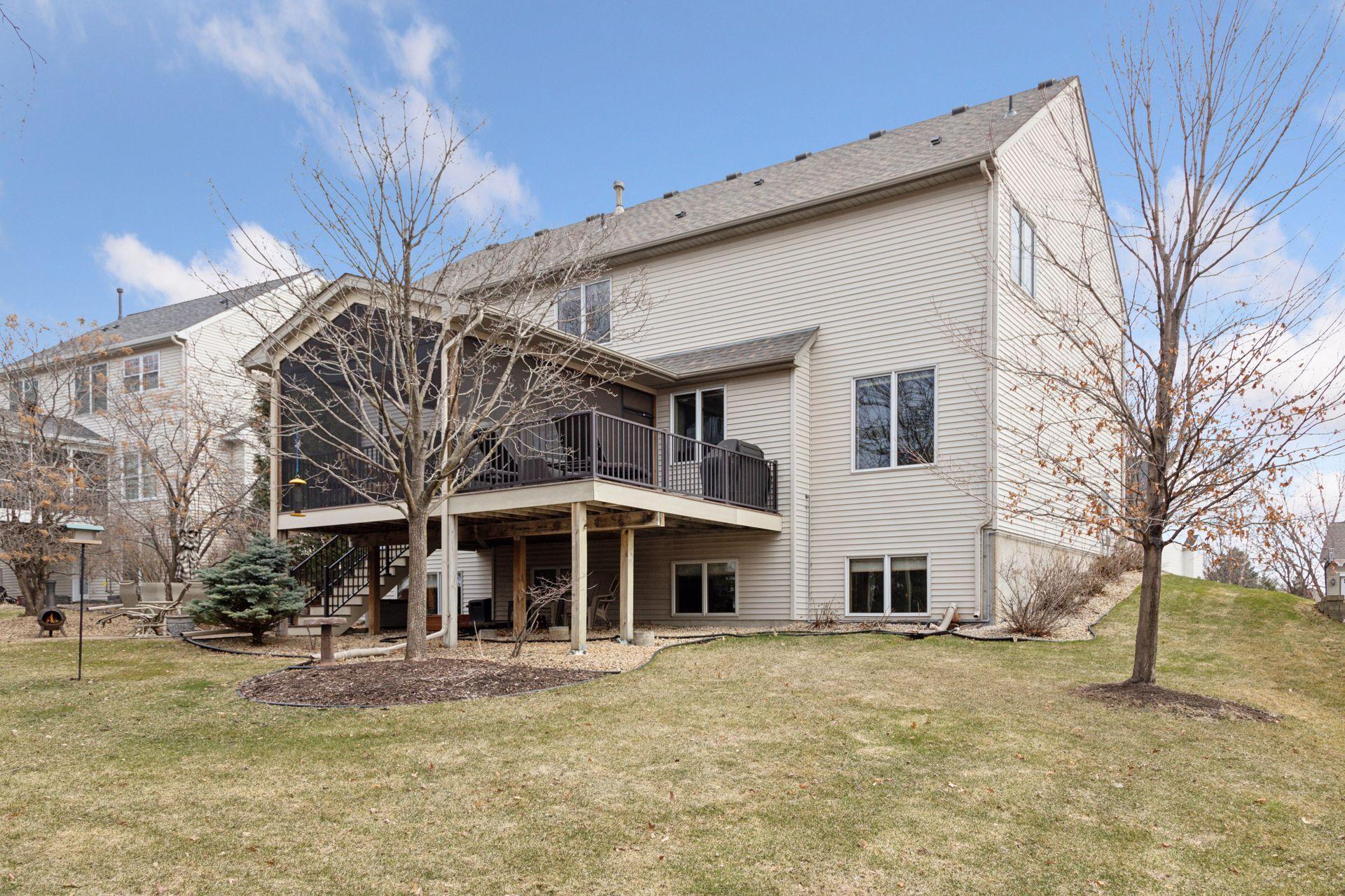 3589 Commonwealth Circle