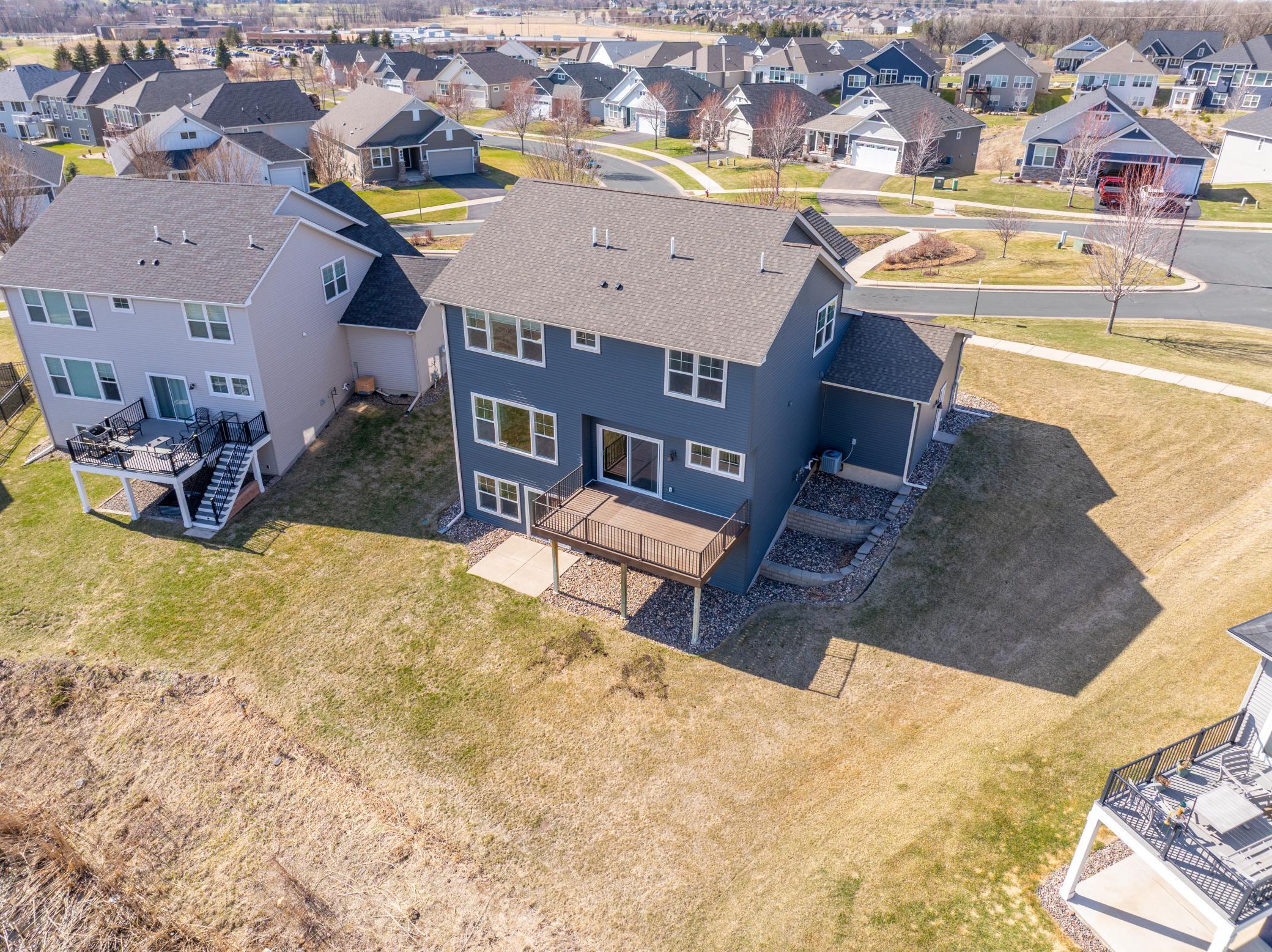 585 Jade Trail N