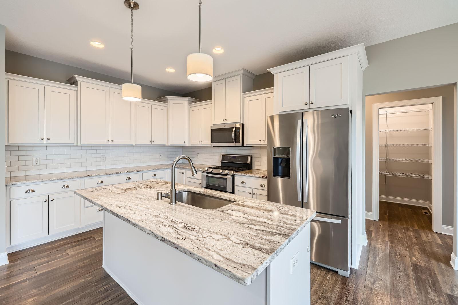 585 Jade Trail N