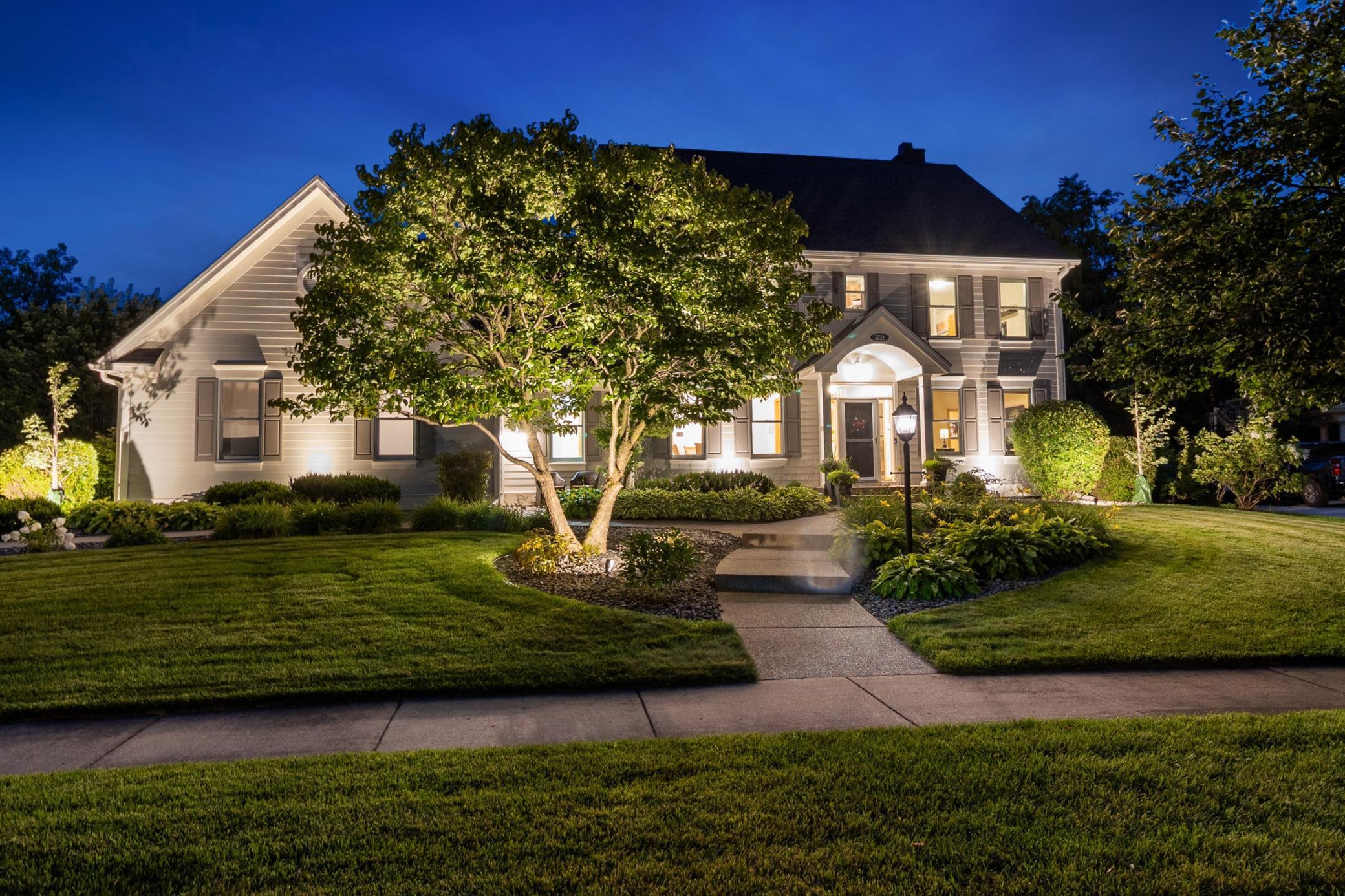 3221 Crestmoor Drive