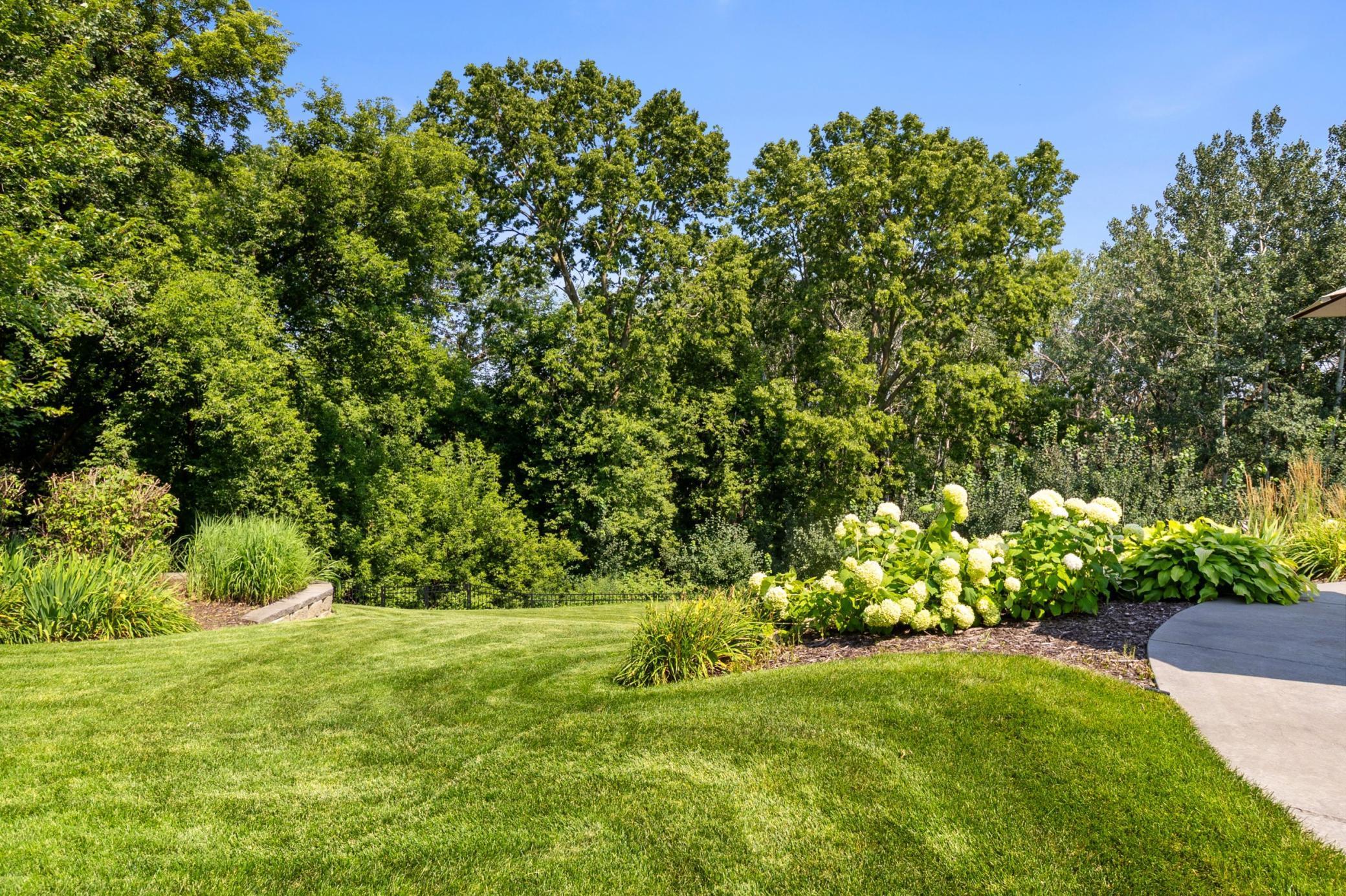 3221 Crestmoor Drive