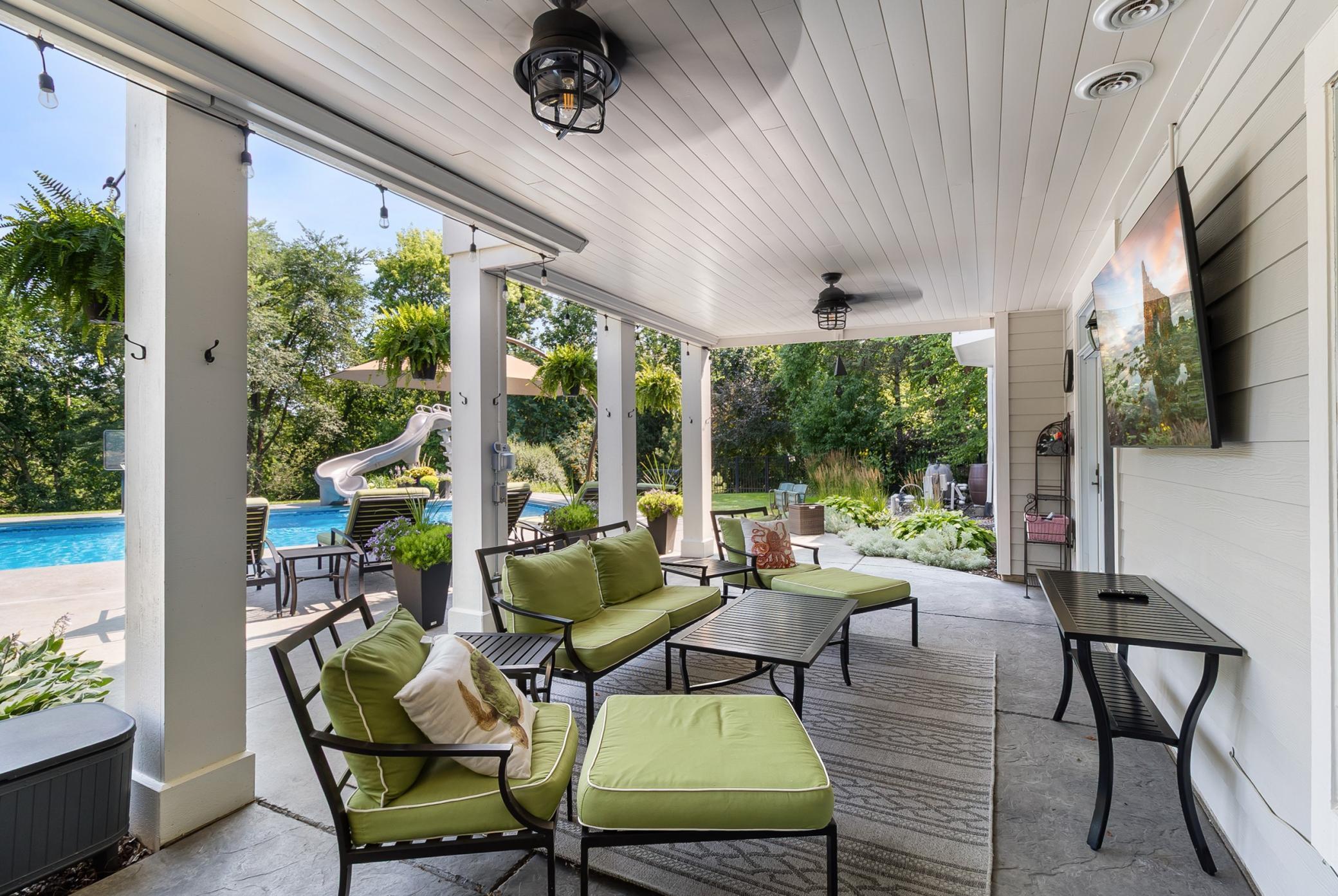 3221 Crestmoor Drive