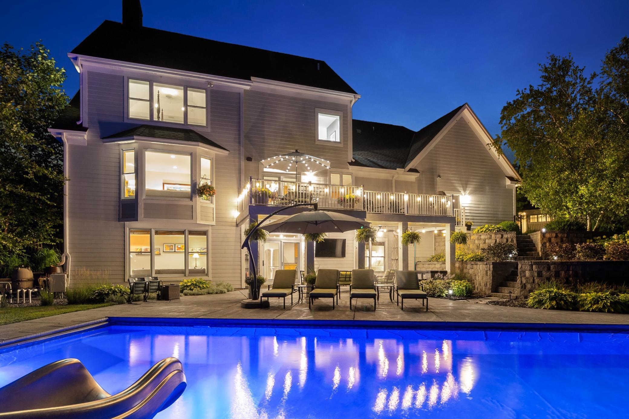 3221 Crestmoor Drive