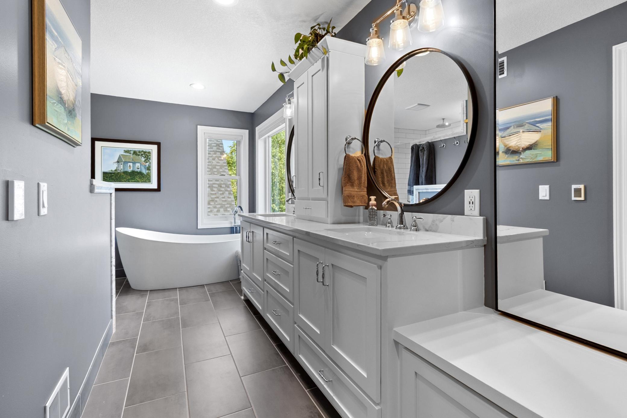 3221 Crestmoor Drive