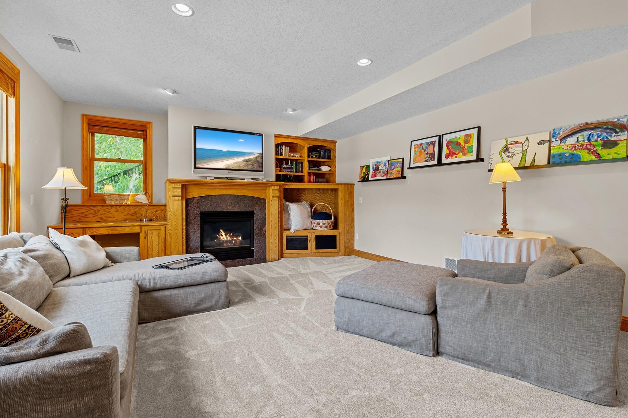 3221 Crestmoor Drive