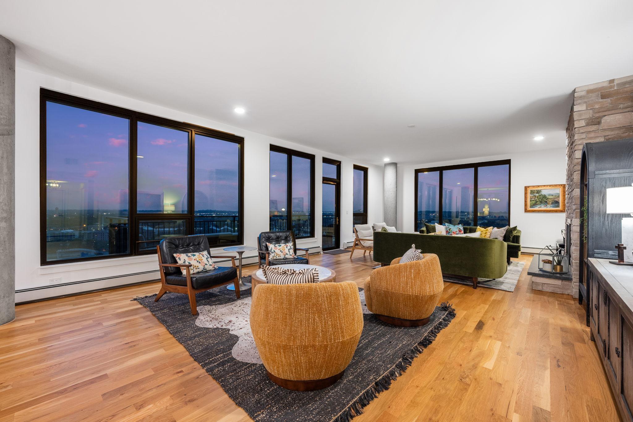 1240 S 2nd Street Unit: 1428