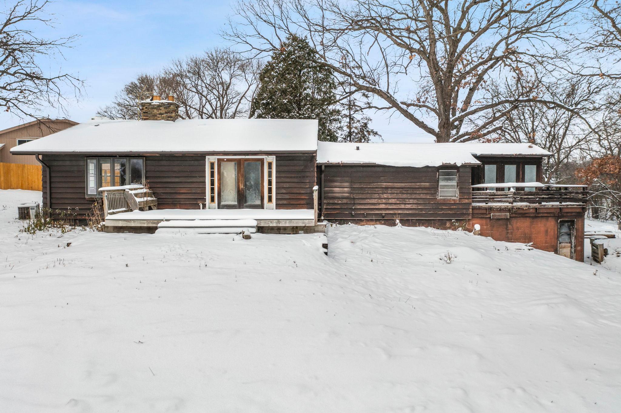 6415 Mccauley Circle