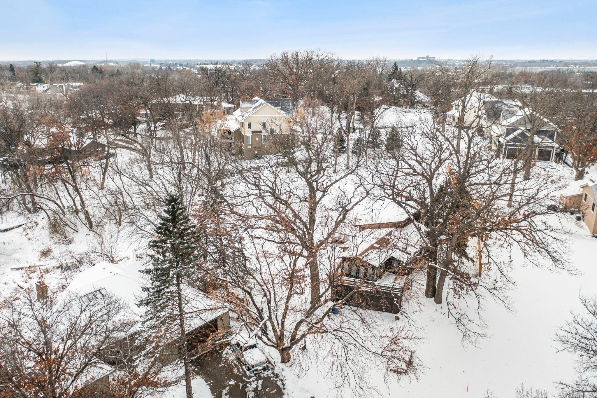 6415 Mccauley Circle