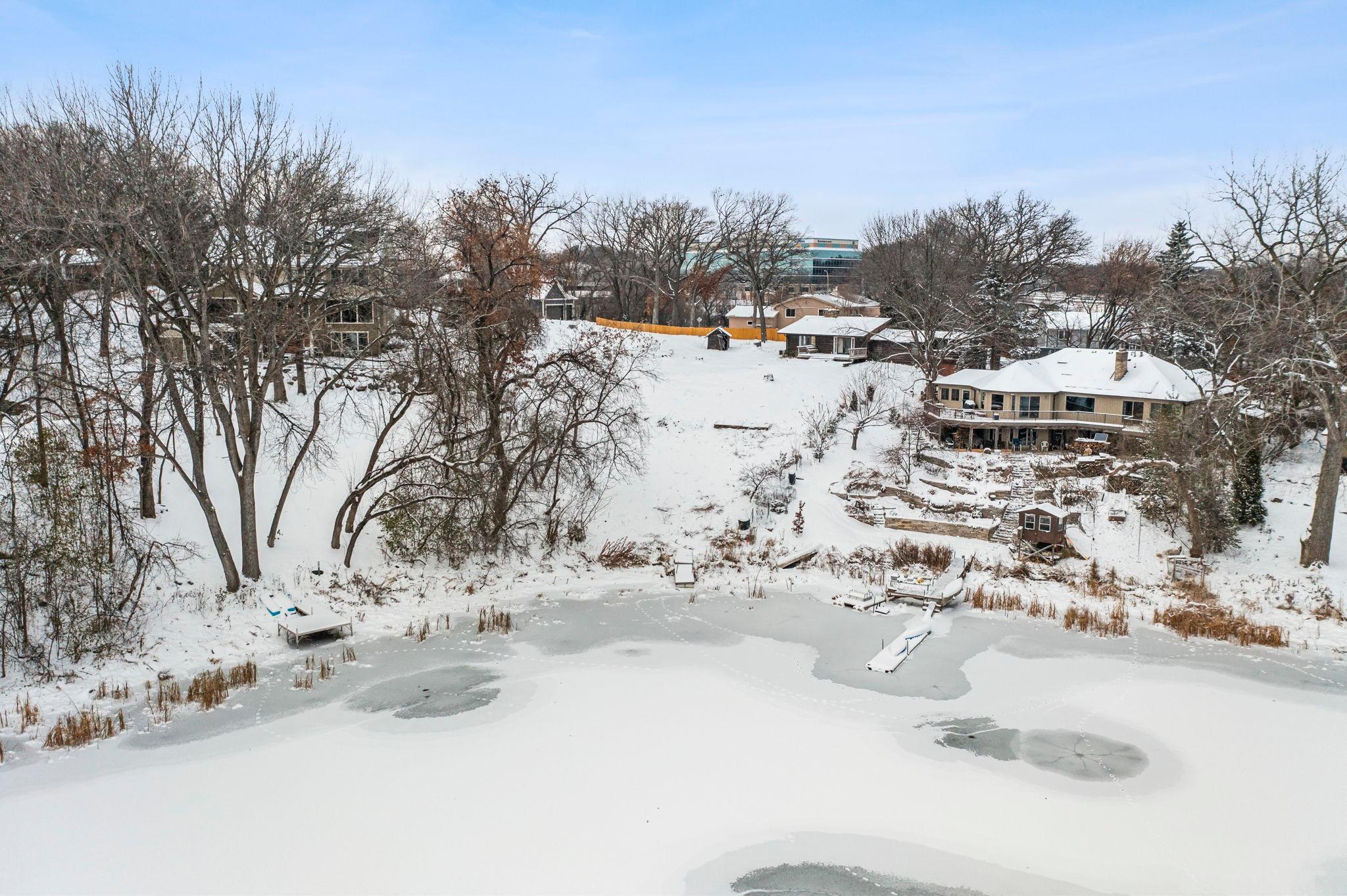 6441 Mccauley Terrace