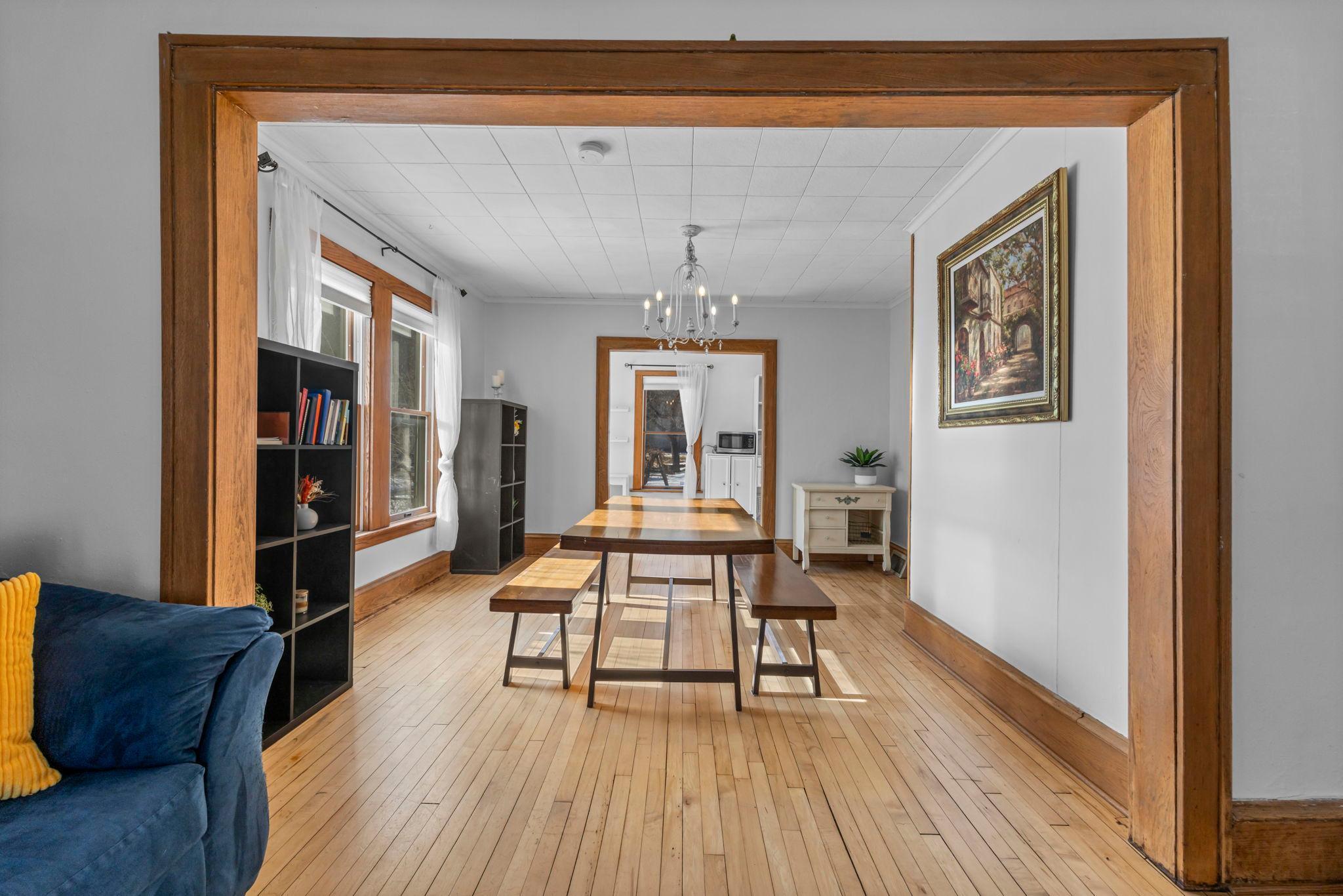 4106 Snelling Avenue