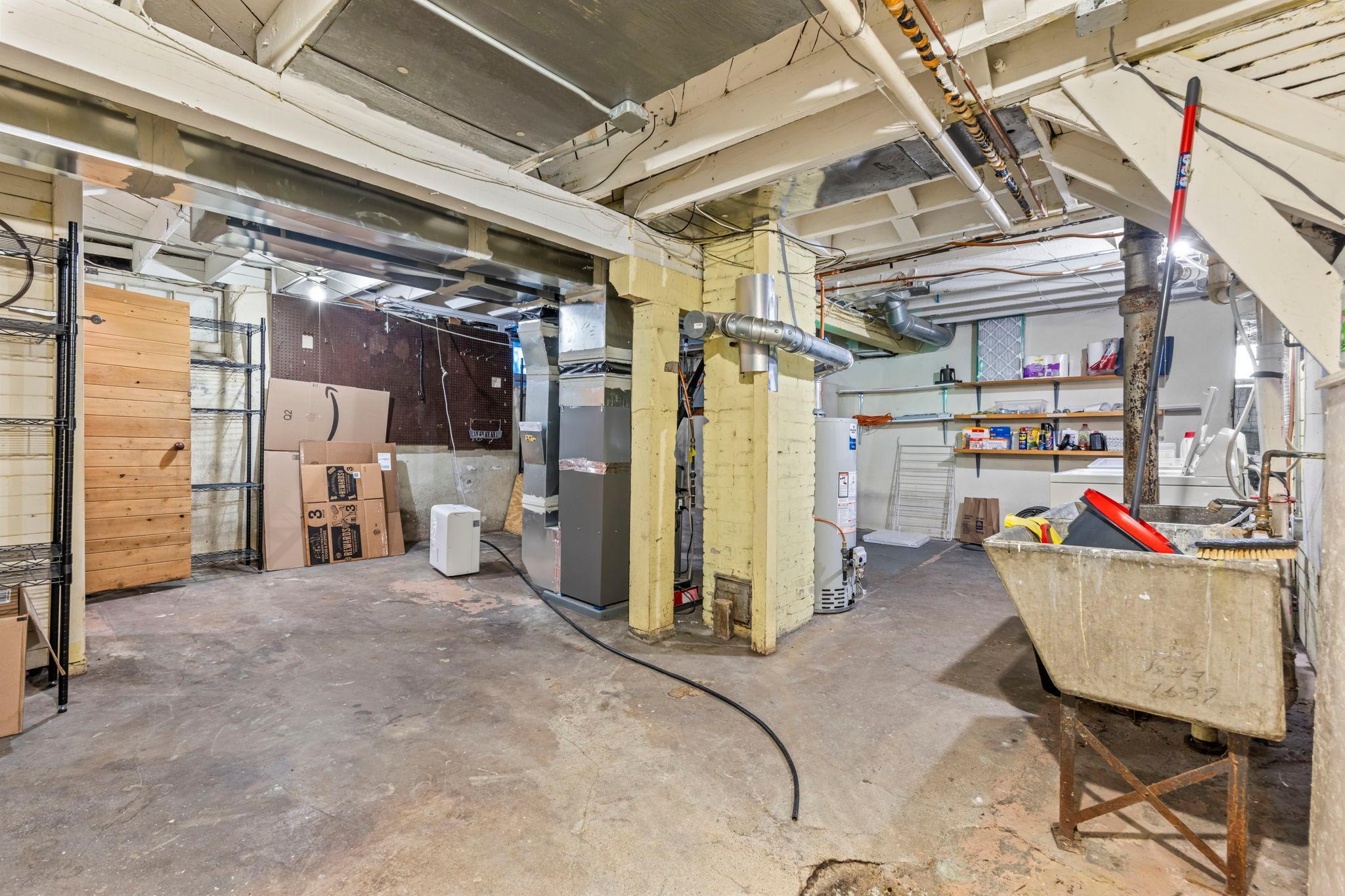 4106 Snelling Avenue