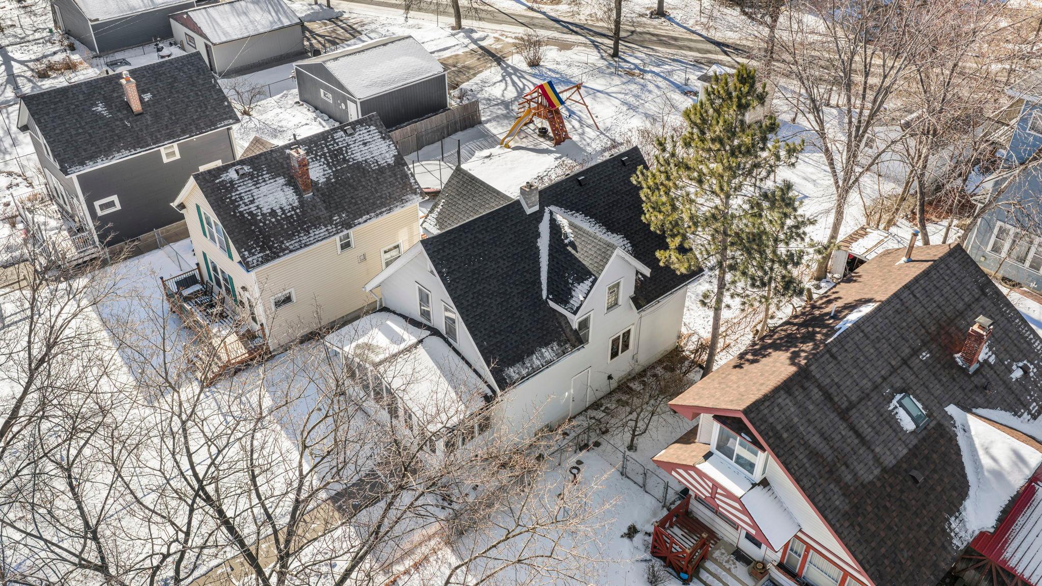 4106 Snelling Avenue