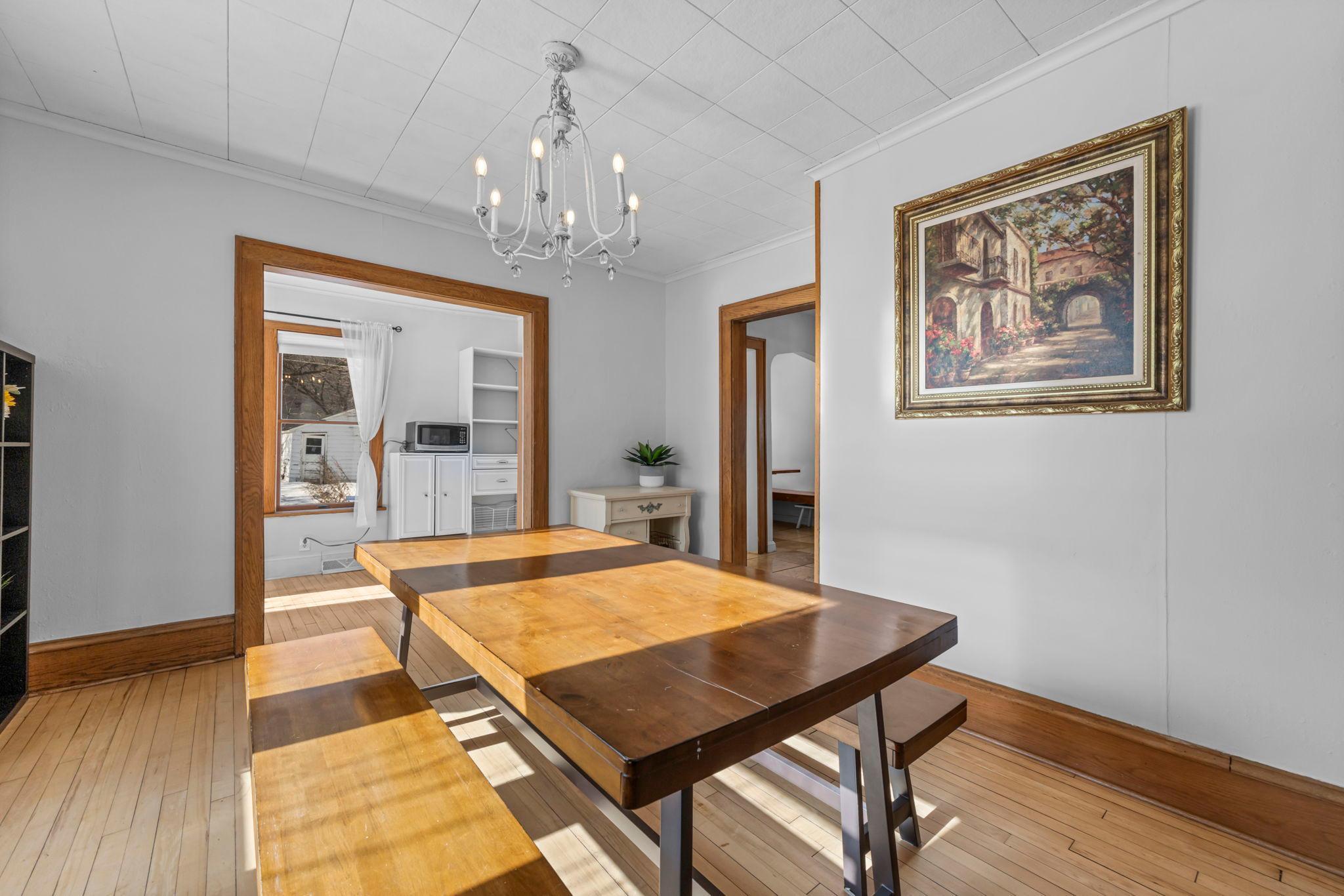 4106 Snelling Avenue