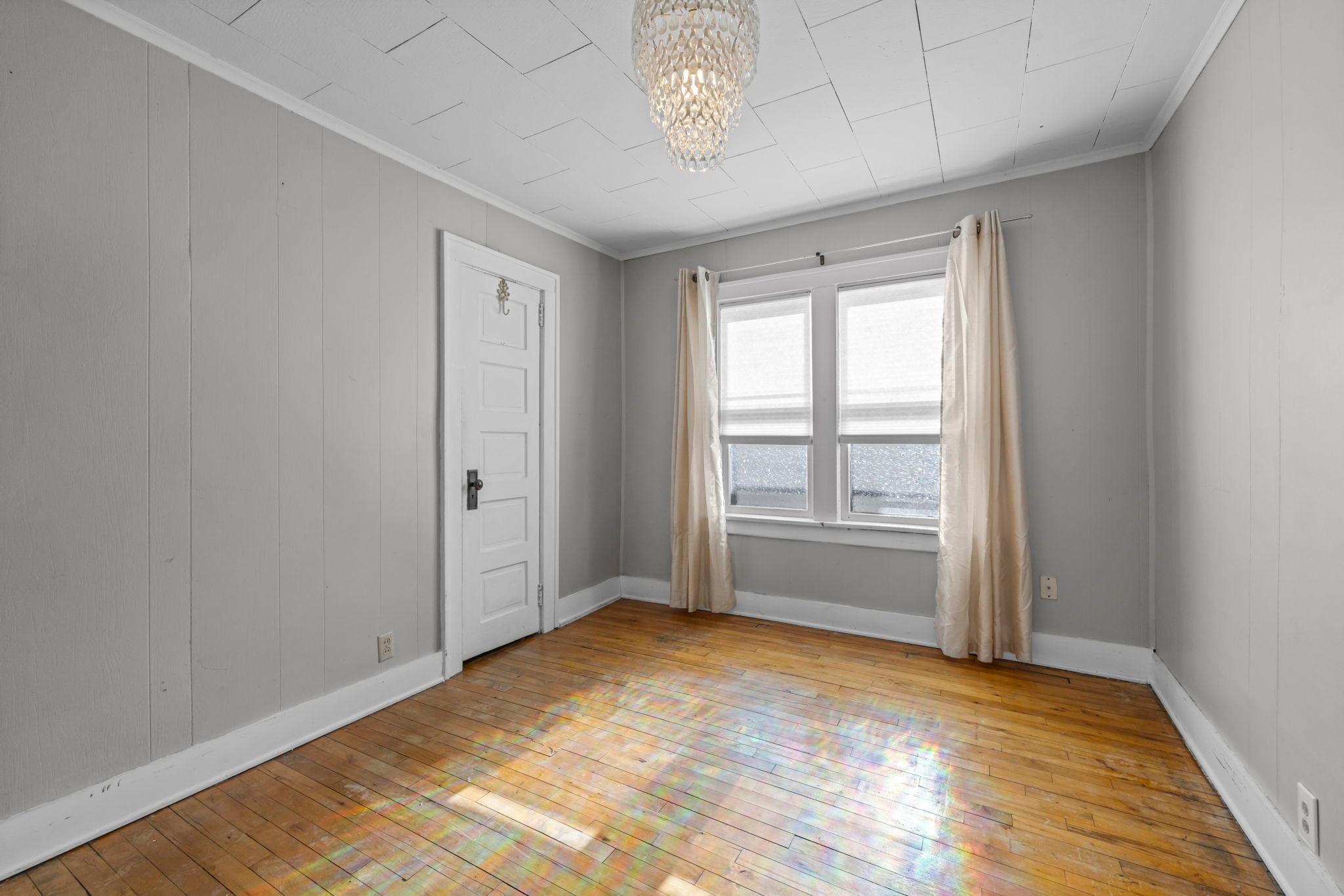 4106 Snelling Avenue