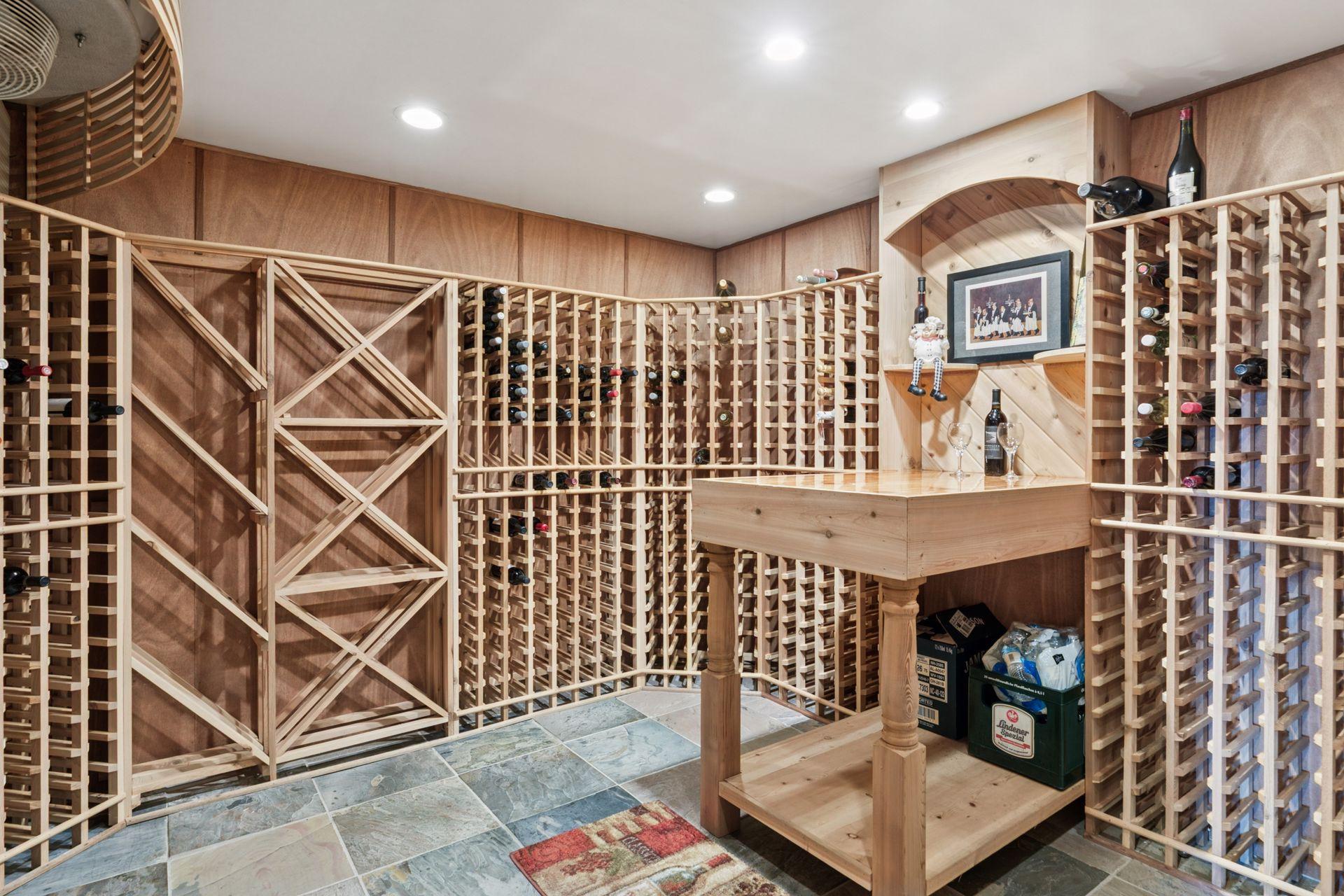 4838 Crown Lane