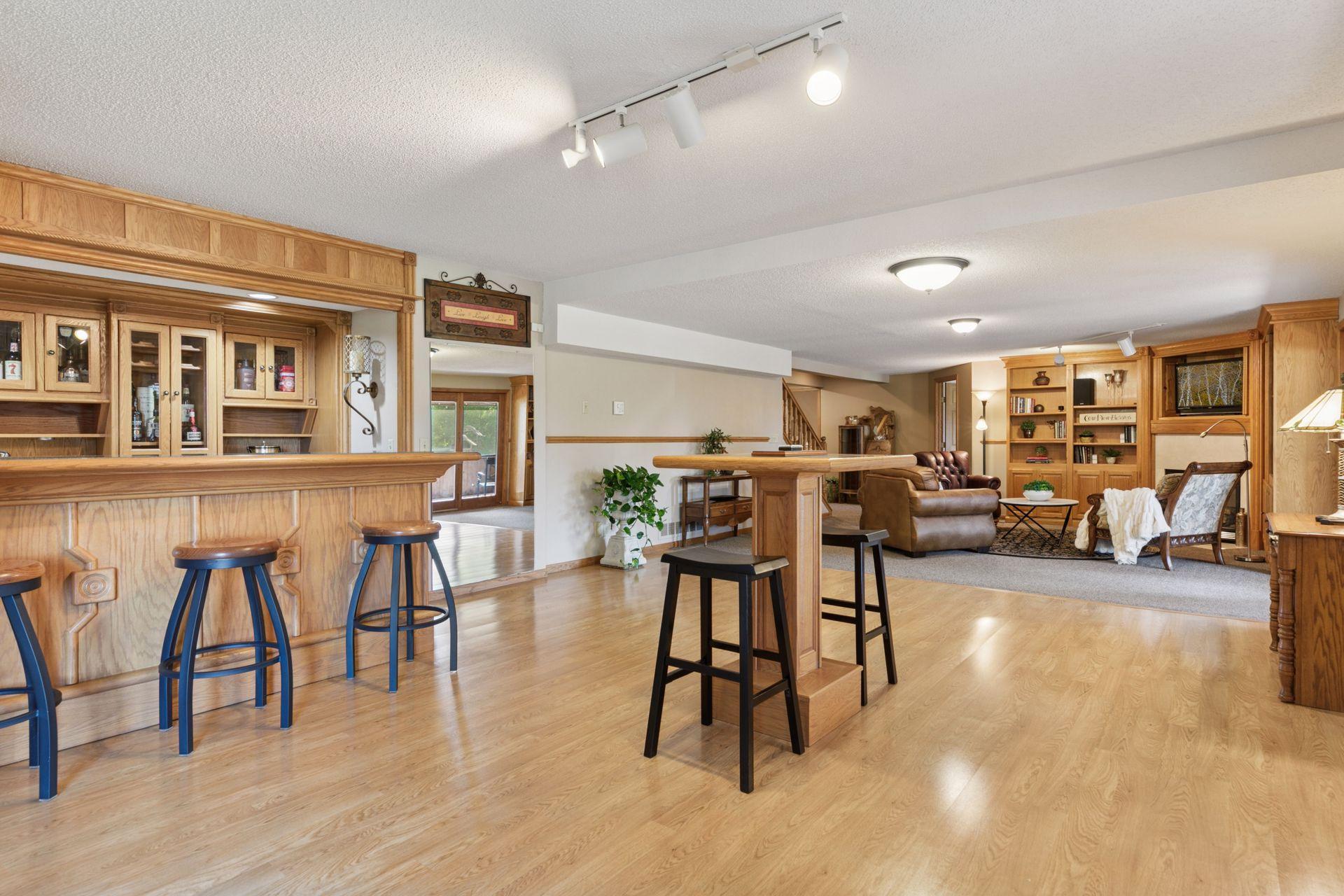 4838 Crown Lane